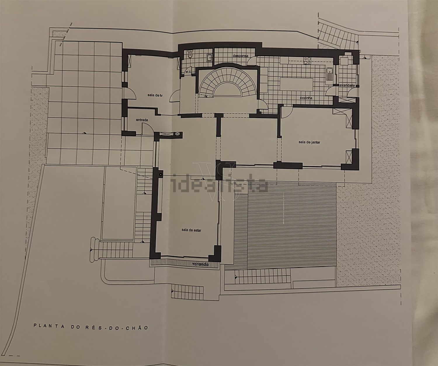 小楼房或独栋别墅出售在Rua Cavada, 250 - 平面图