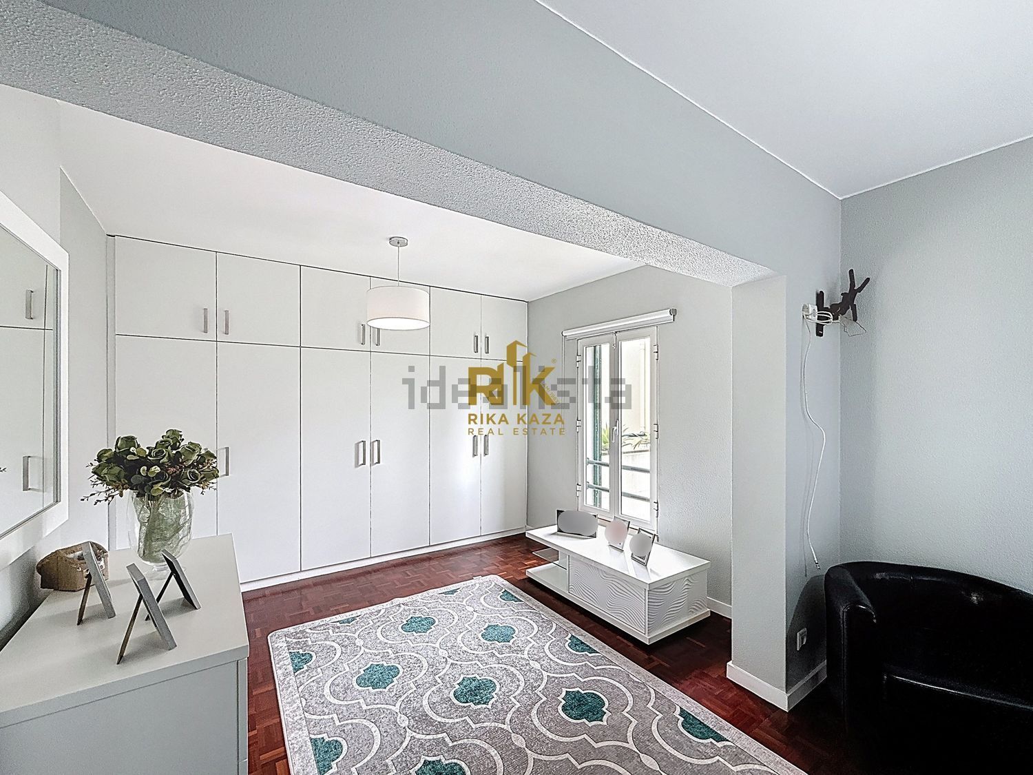 公寓 t4出售在Avenida da Madalena , Conjunto Habitacional Madalena , Bloco F2 s/n - 卧室