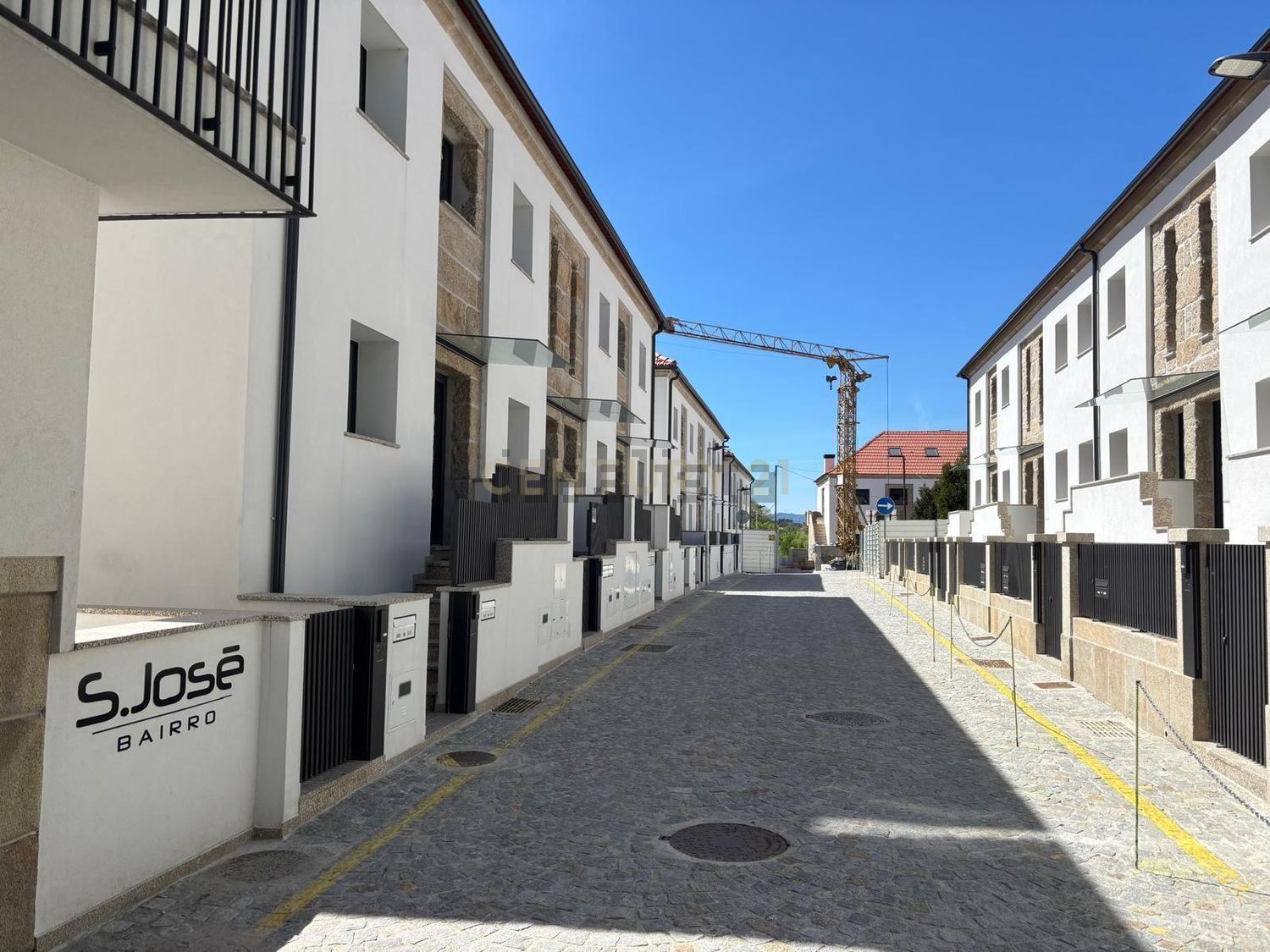 公寓 t2出售在Bairro São José, 8 - 视线