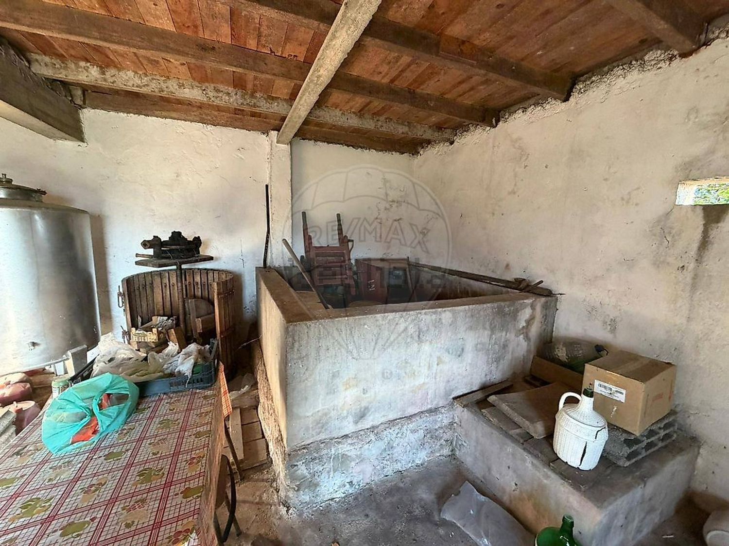 小楼房或独栋别墅出售在São João da Serra - 照片