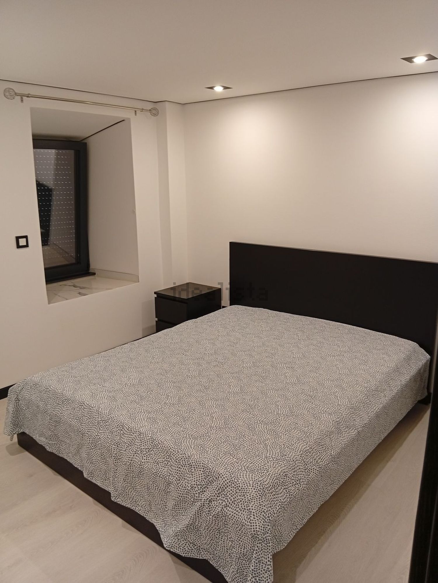 小楼房或独栋别墅出售在Rua Alcoice, 50 - 卧室