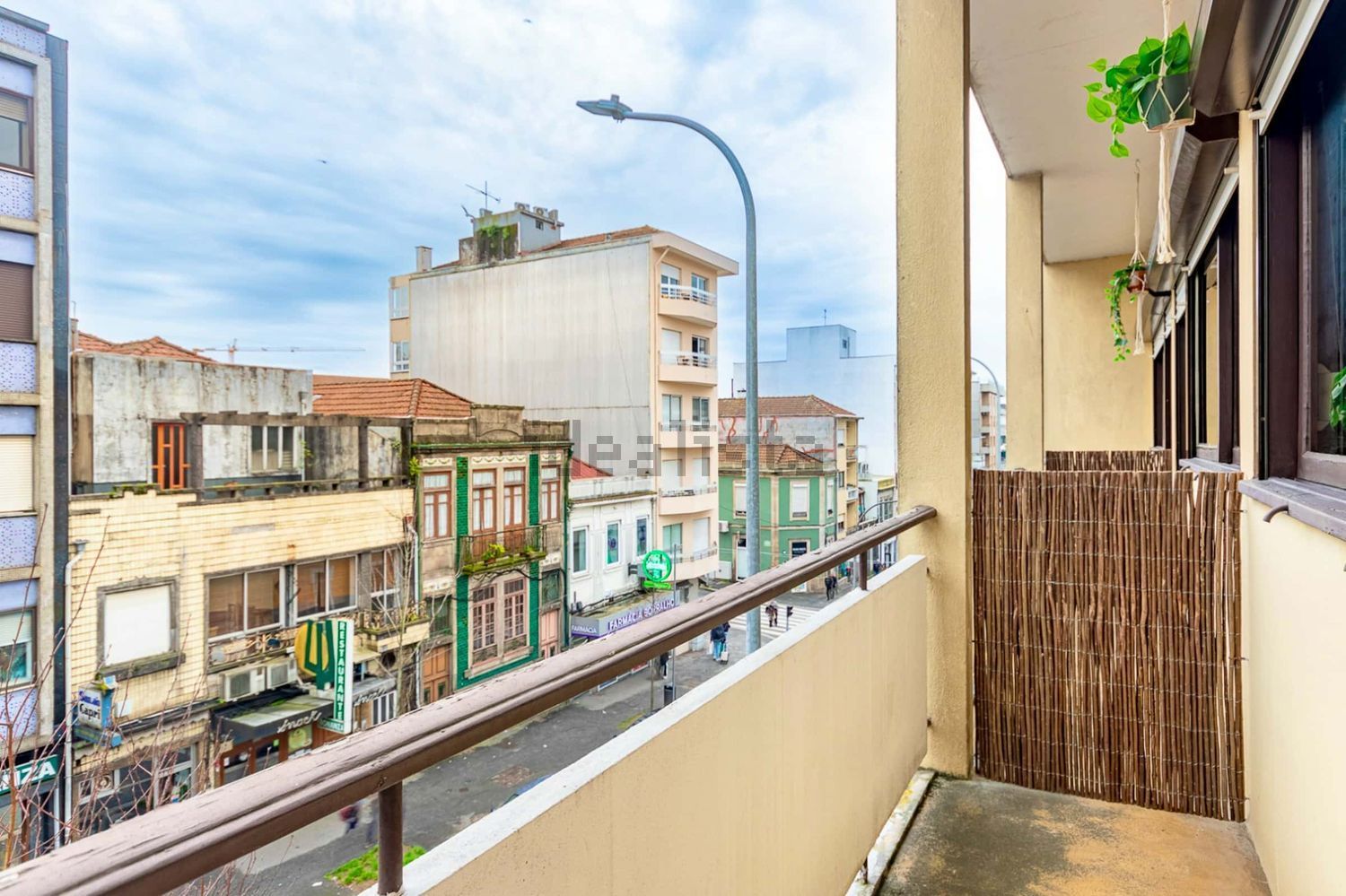 出租房间在Avenida de Fernão de Magalhães, 719 - 阳台