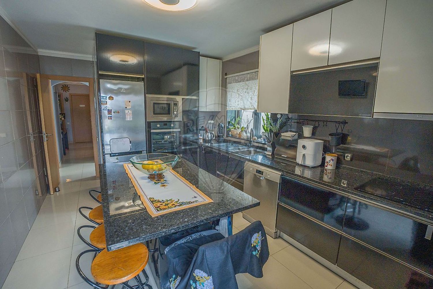 小楼房或独栋别墅出售在Rua Tranqueira, 409 - 厨房