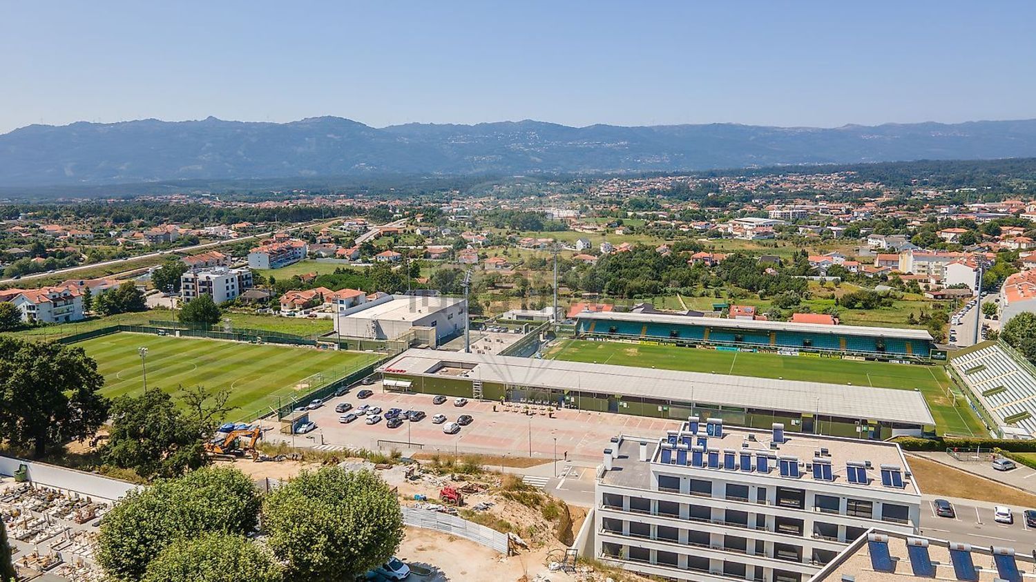 公寓 t3出售在Rua Estádio João Cardoso - 视线
