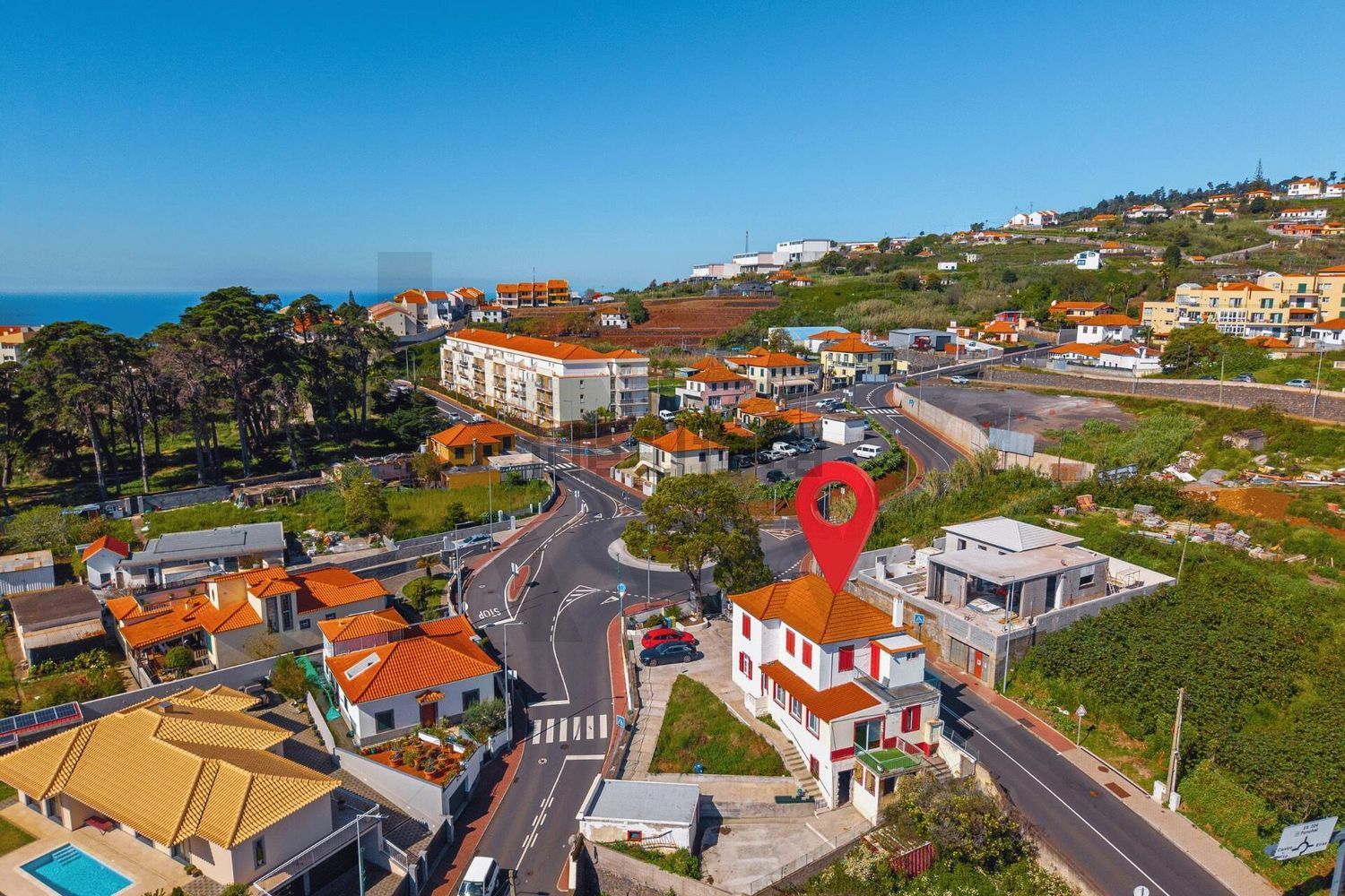 小楼房或独栋别墅出售在Estrada João Gonçalves Zarco s/n - 视线