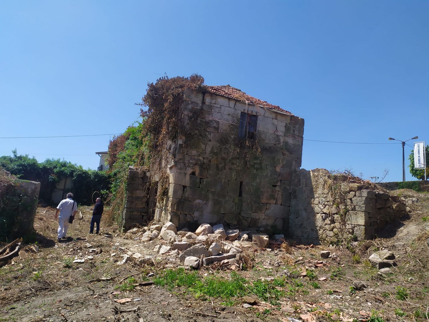 庄园出售在 Paredes - 外立面