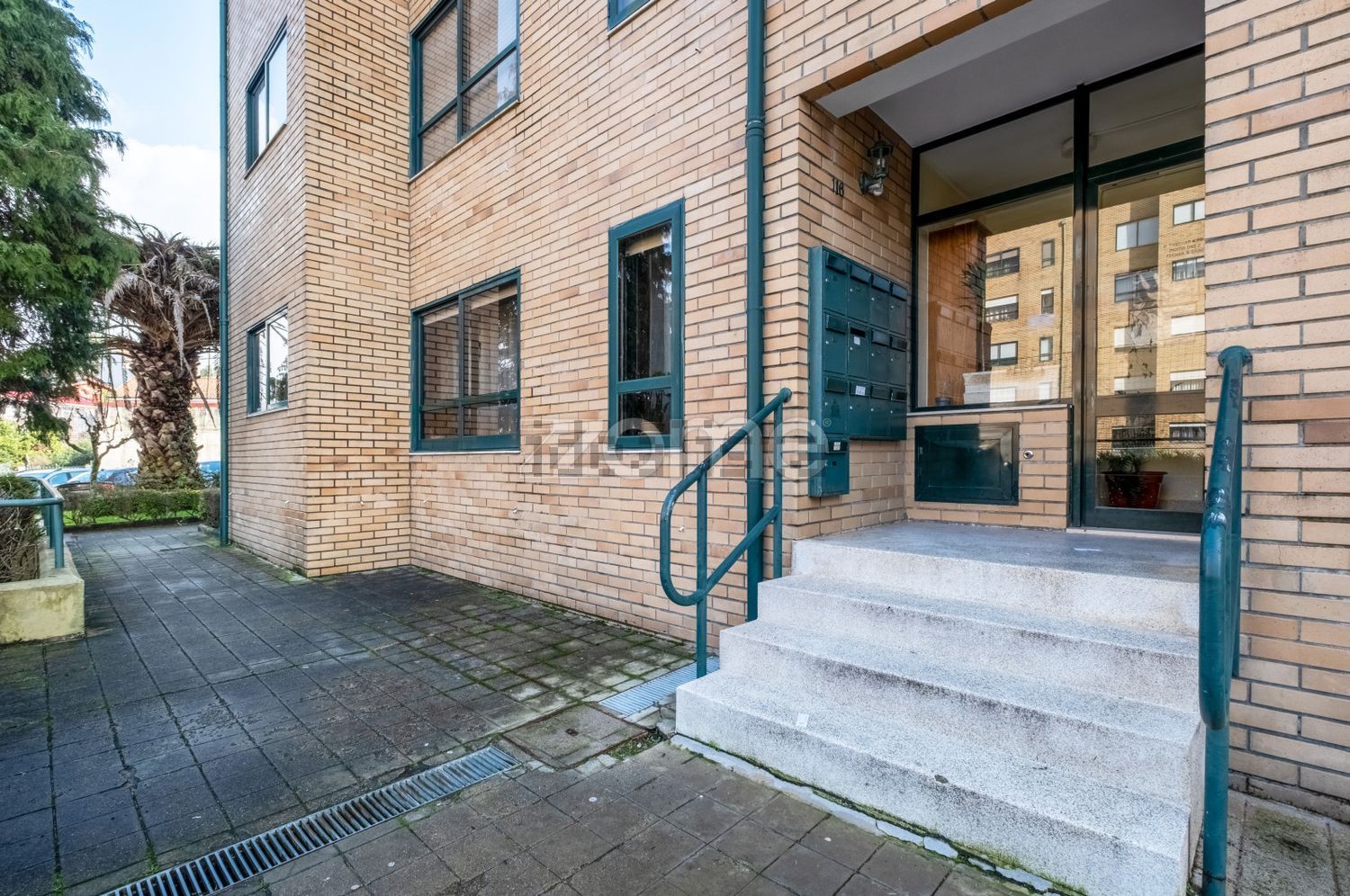 公寓 t3出售在Rua Alves Redol, 116 - 详情