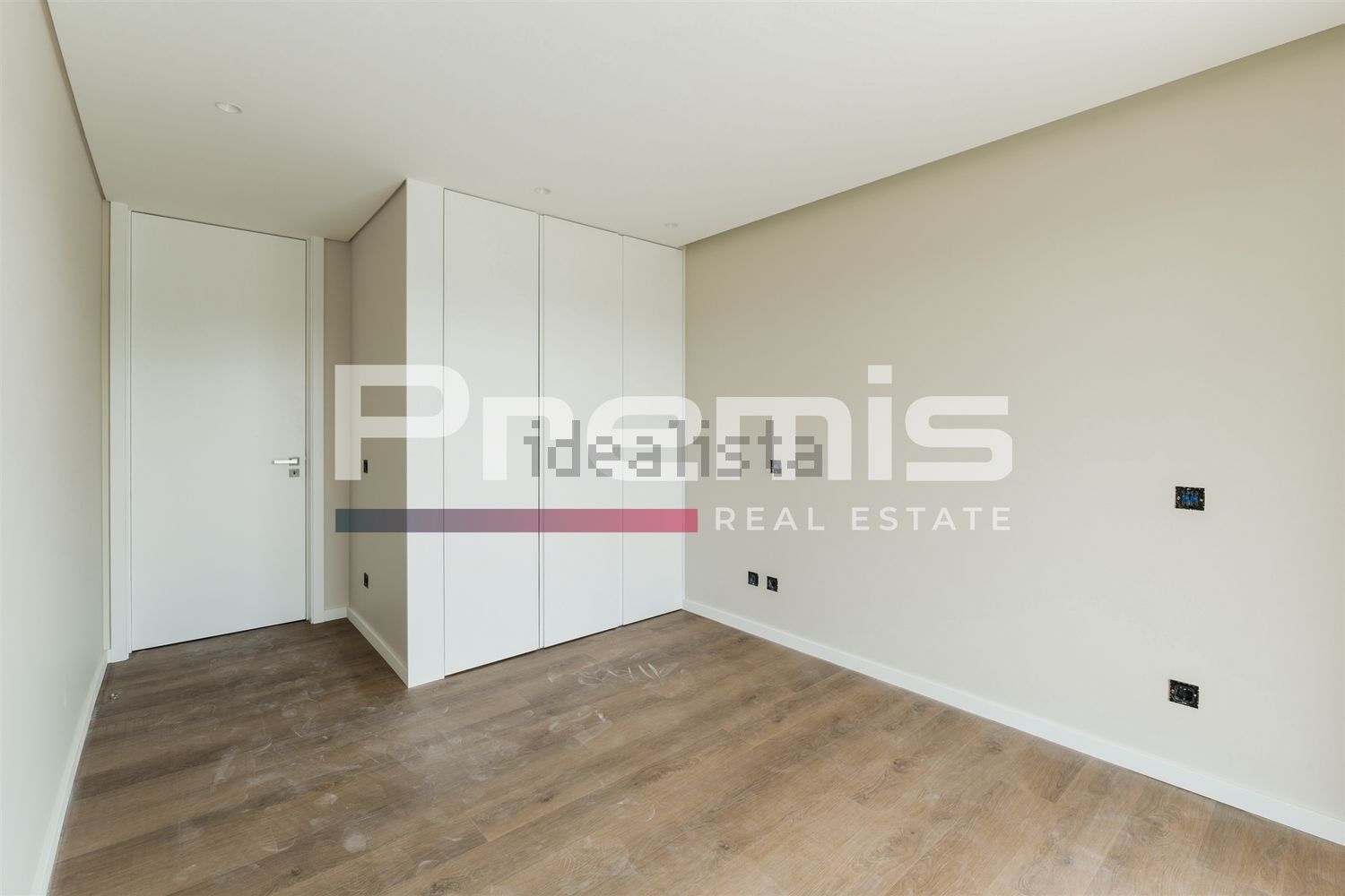 小楼房或独栋别墅出售在Rua Aldeia Galega - 卧室