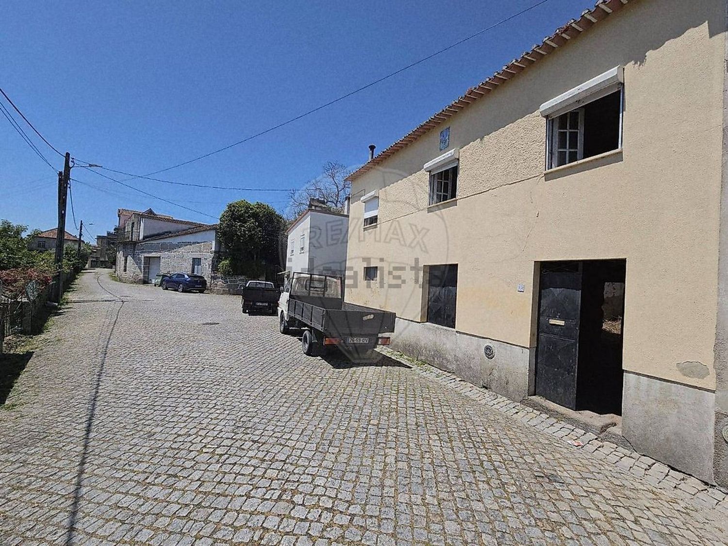 小楼房或独栋别墅出售在Rua da Fonte do Rendeiro - 外立面