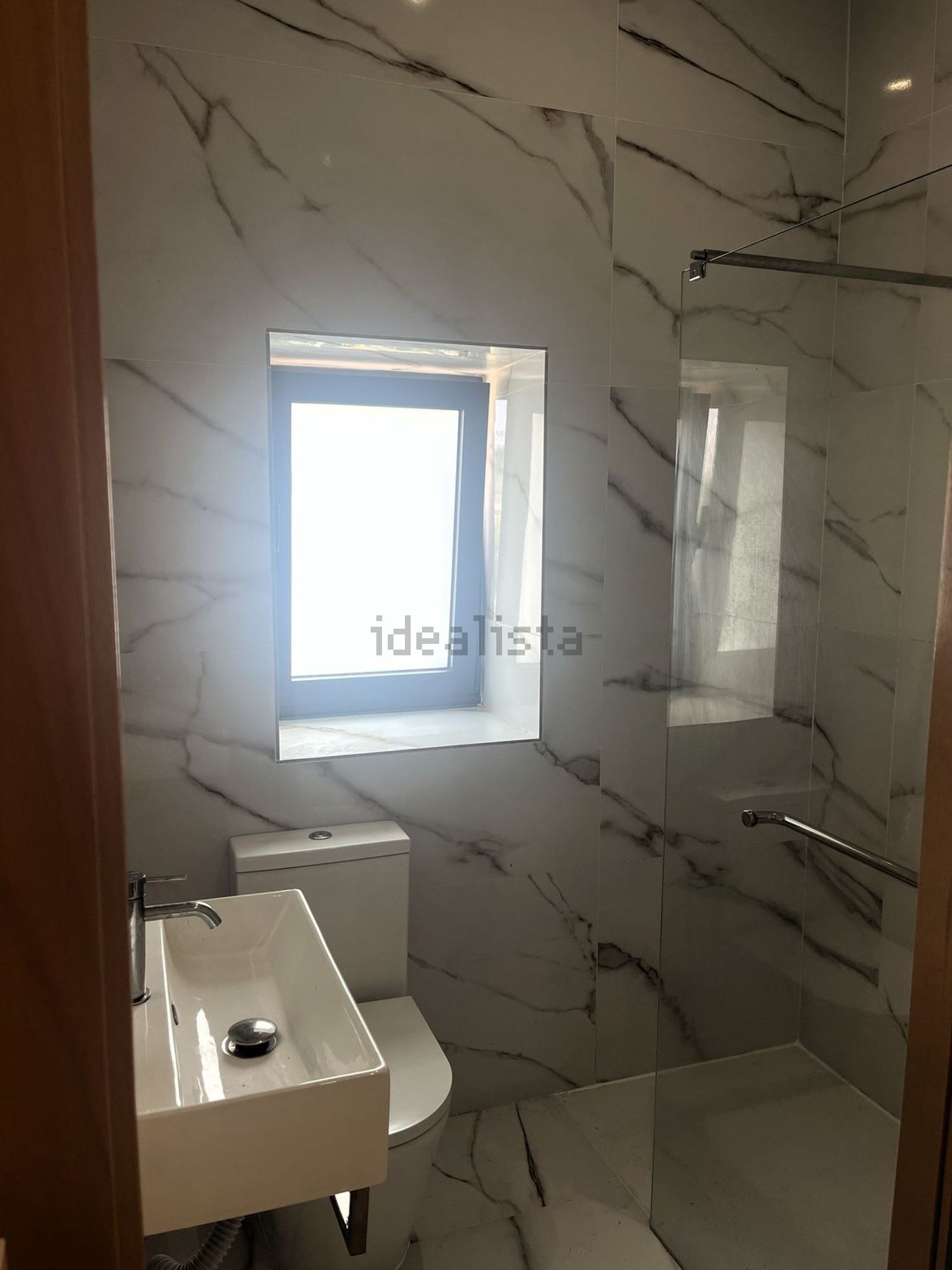 出租小楼房或独栋别墅在Travessa Rio de Vila Chã - 卫生间