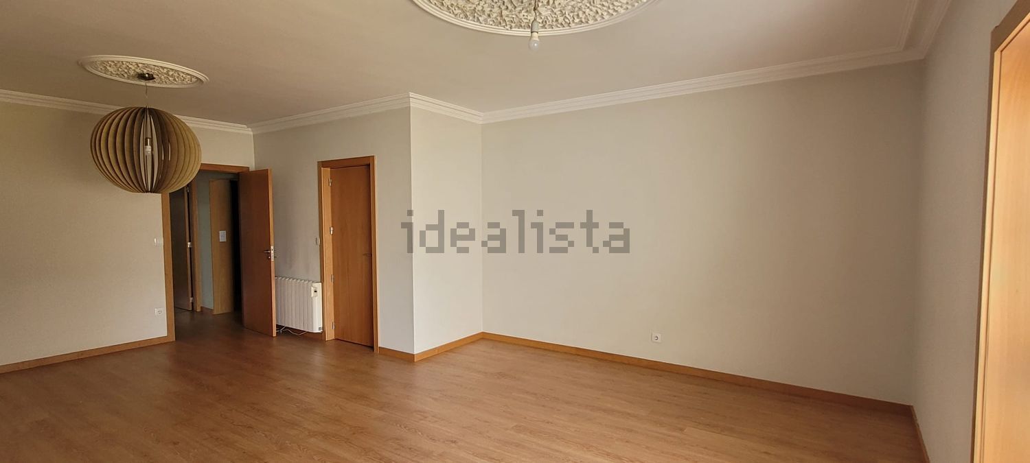出租公寓 t2在Avenida João de Deus, 410 - 客厅