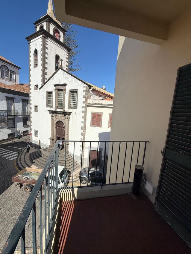 公寓 t3出售在Rua das Pretas, 94