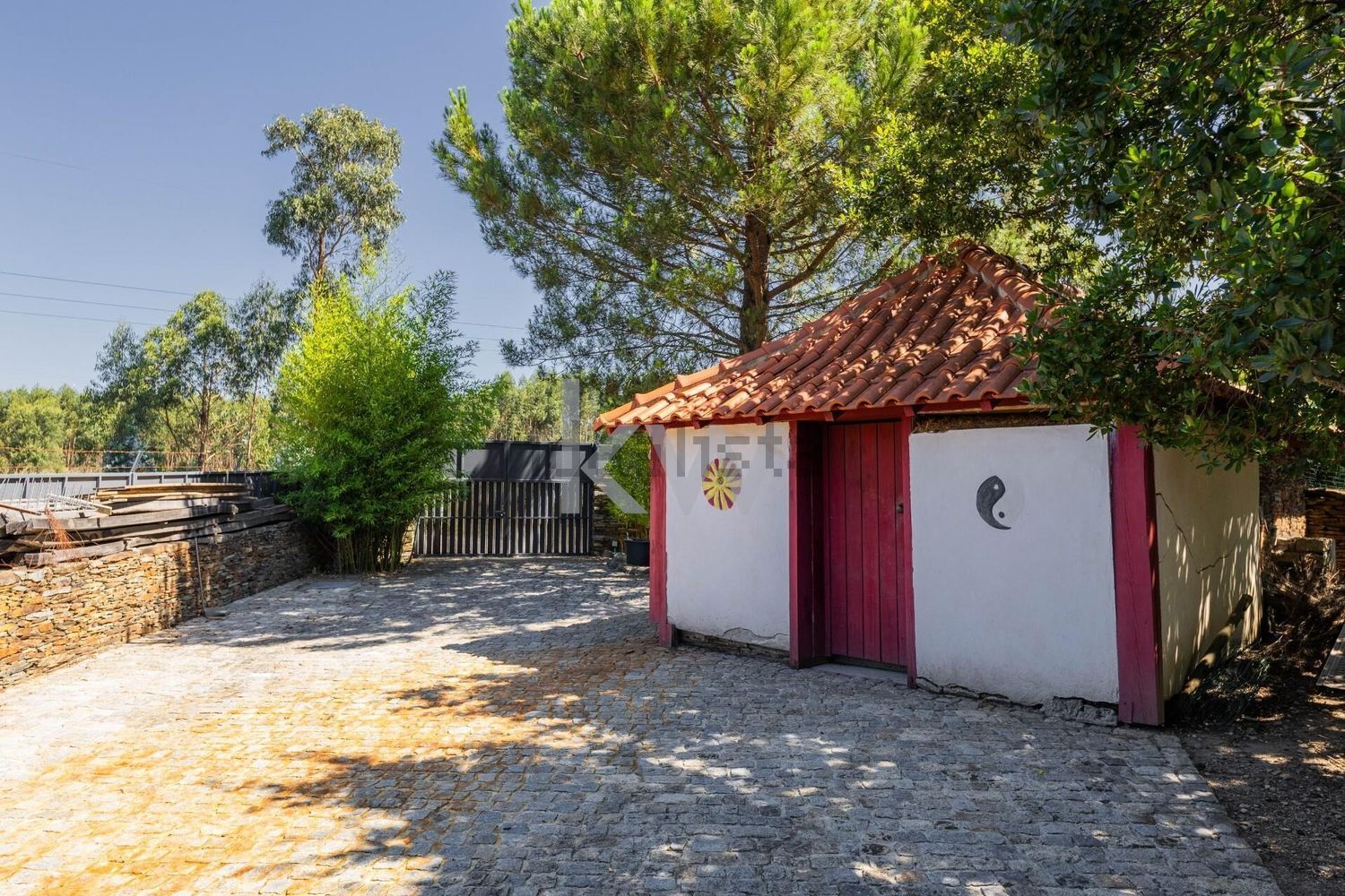 小楼房或别墅出售在Rua de Vale Lameiro, 4585 - 外立面