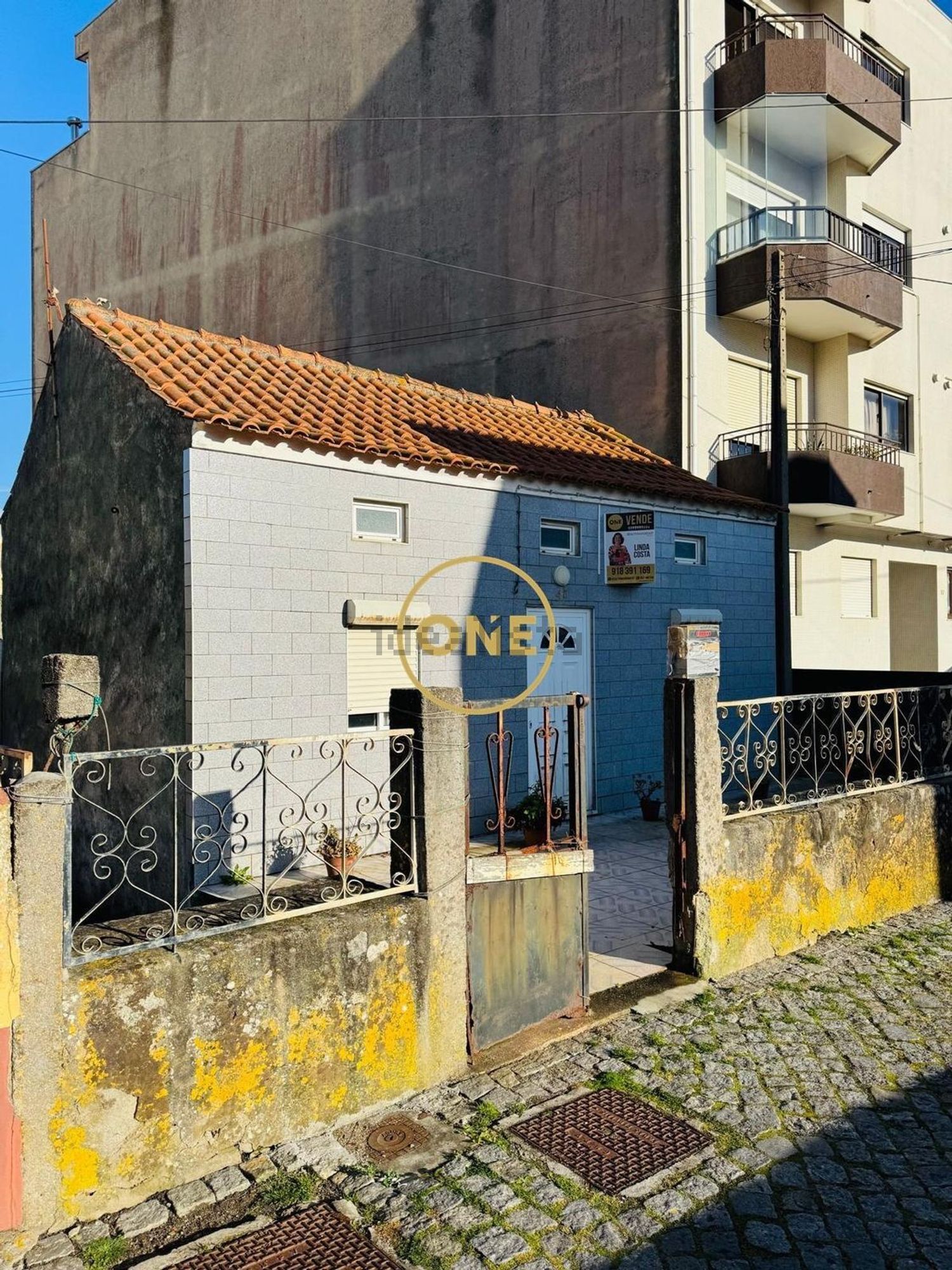小楼房或别墅出售在Aver-o-Mar - Amorim - Terroso - 外立面