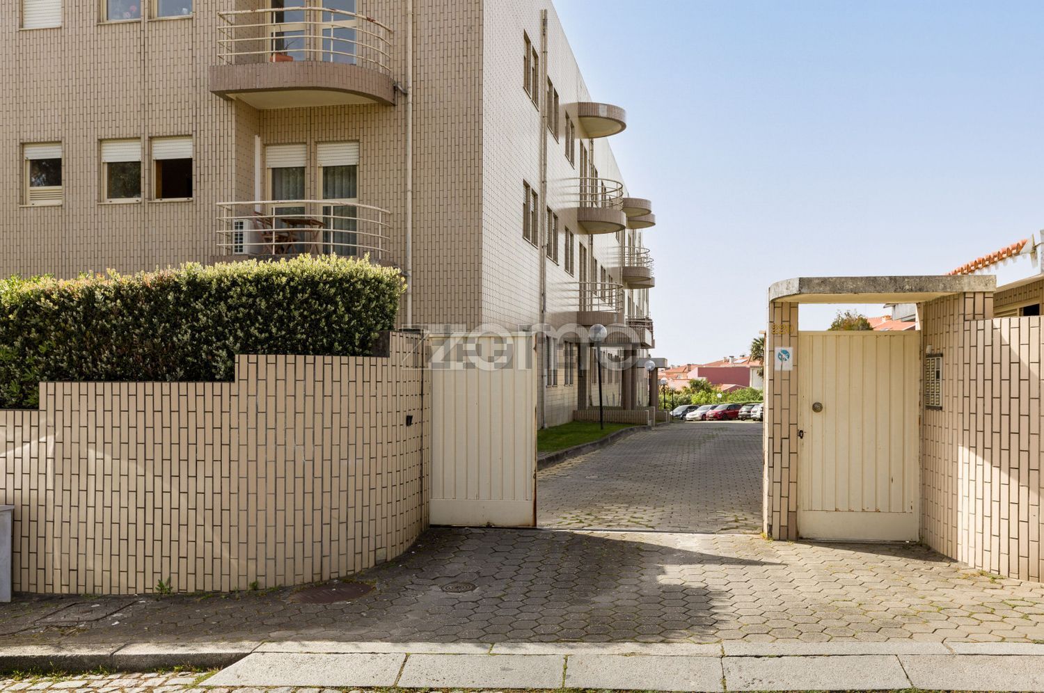 复式公寓出售在Rua Associação Recreativa de Francelos, 220 - 外立面