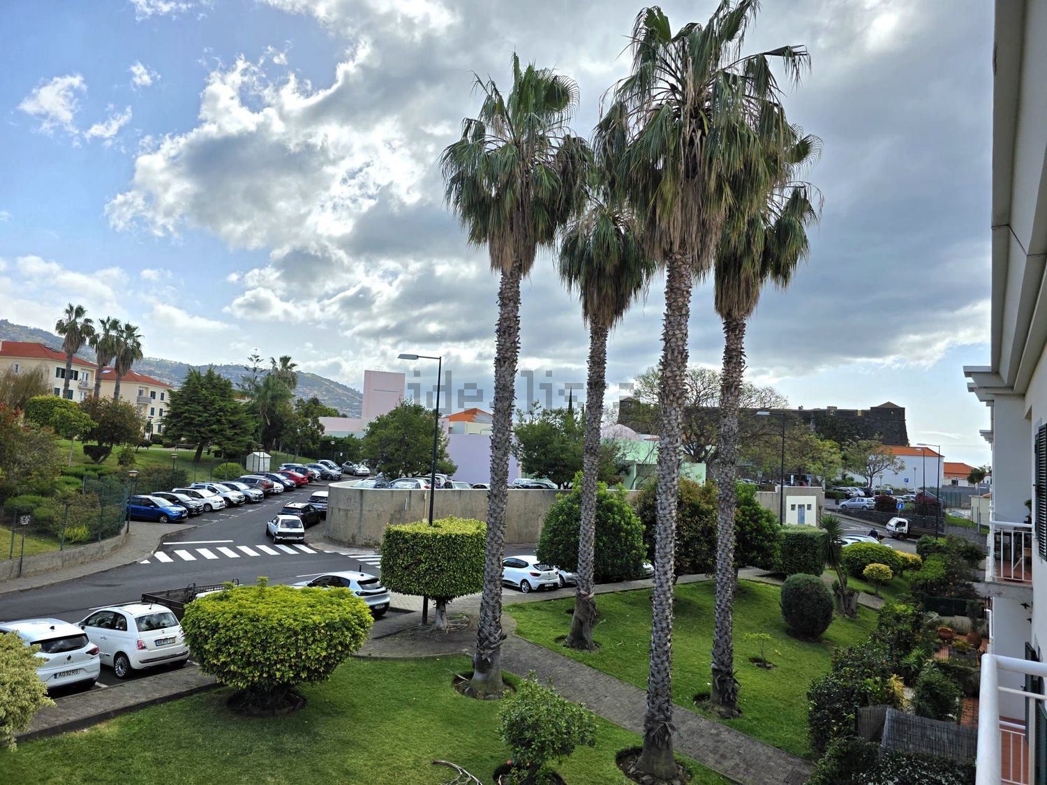 公寓 t1出售在Rua do Alto do Pico, 10 - 花园