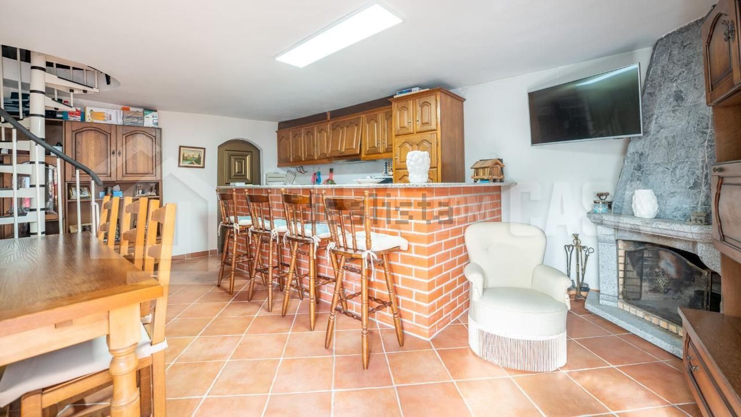 双拼别墅出售在Couto de Baixo e Couto de Cima - 客厅