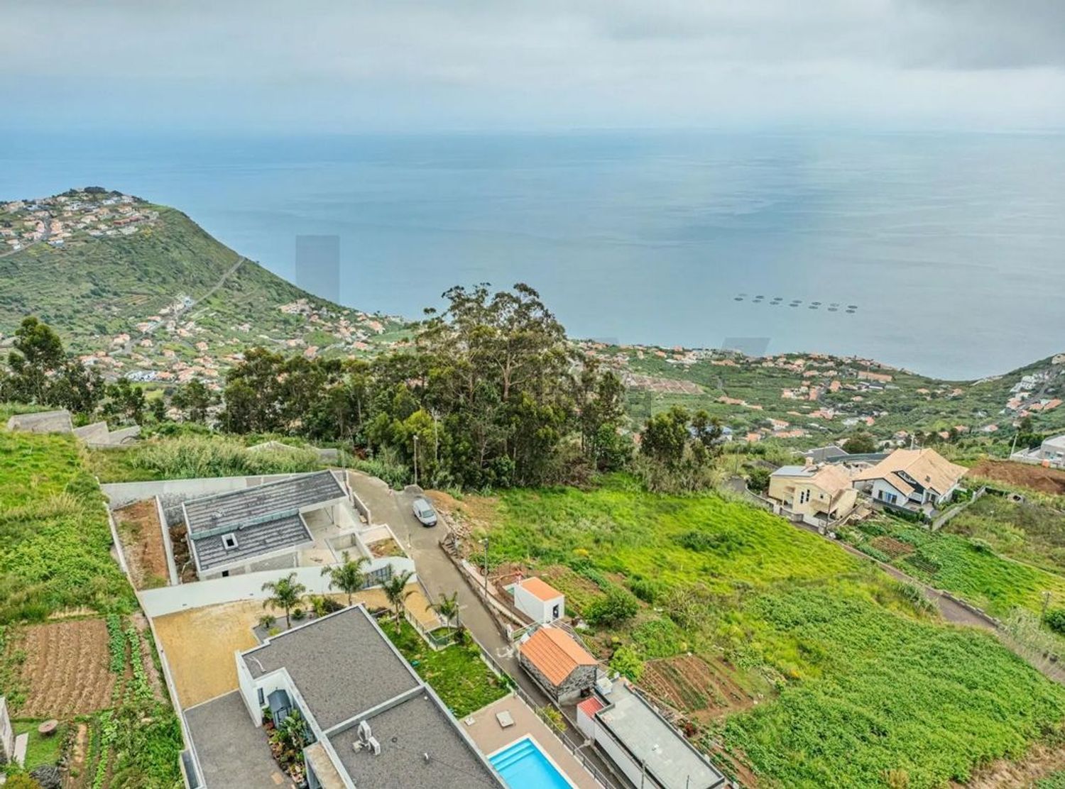 小楼房或独栋别墅出售在Arco da Calheta - 游泳池