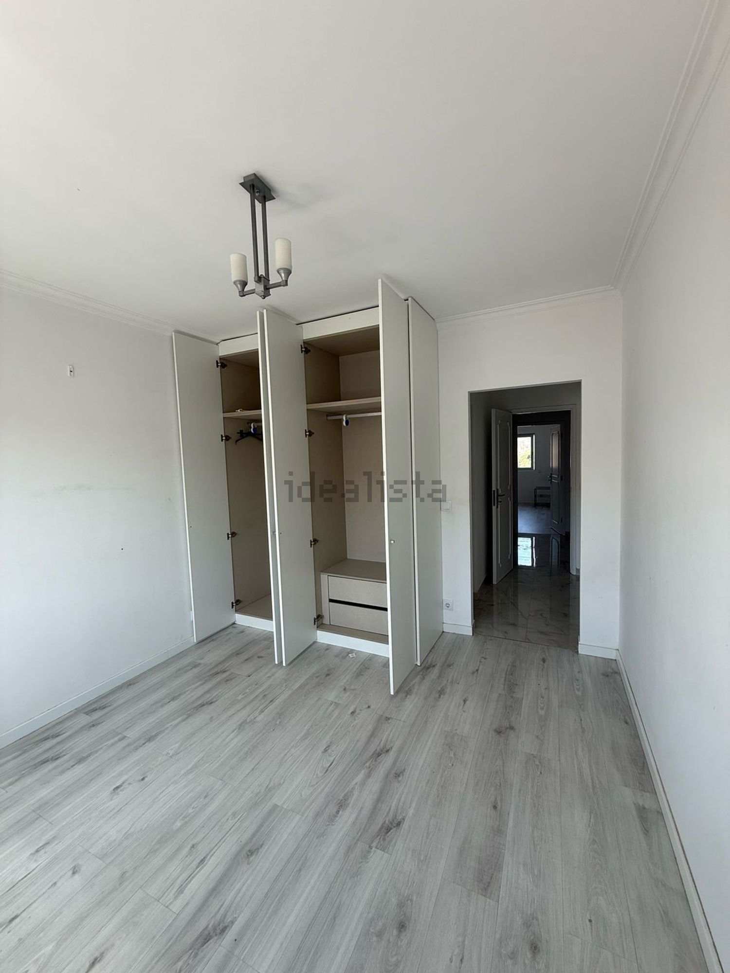 出租小楼房在Rua Dom Afonso Henriques, 18 - 卧室