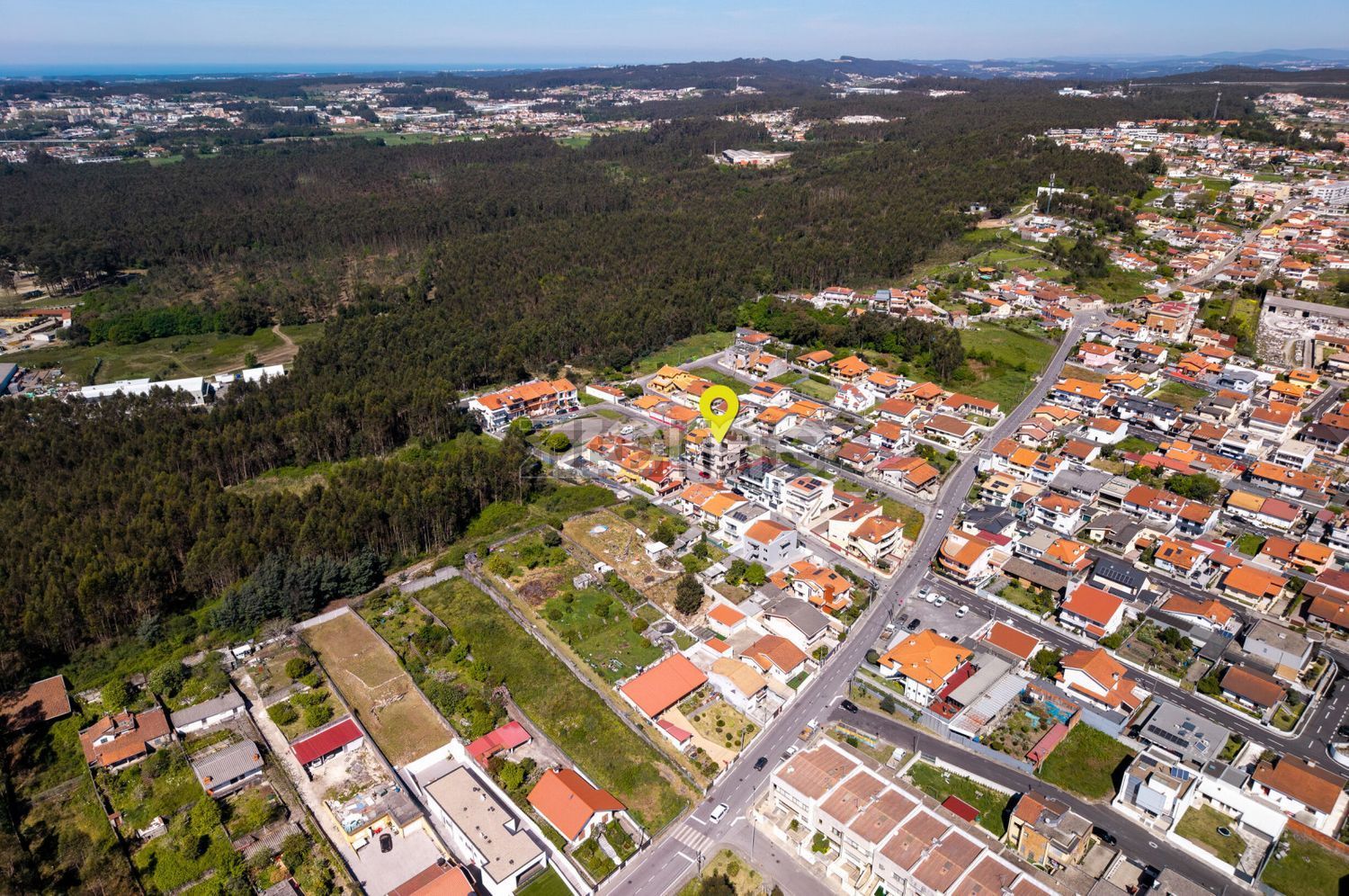 双拼别墅出售在Travessa de Santo António, 70 - 详情