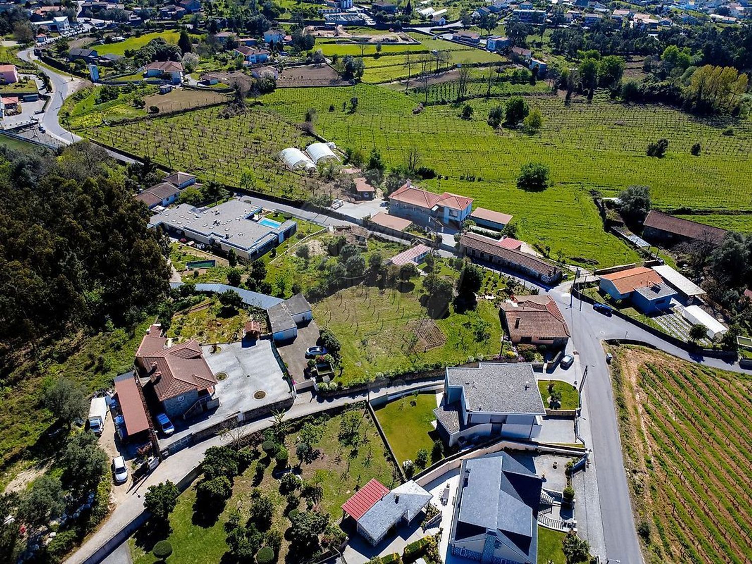 小楼房或独栋别墅出售在Rua de Além, Carrazedo - 照片