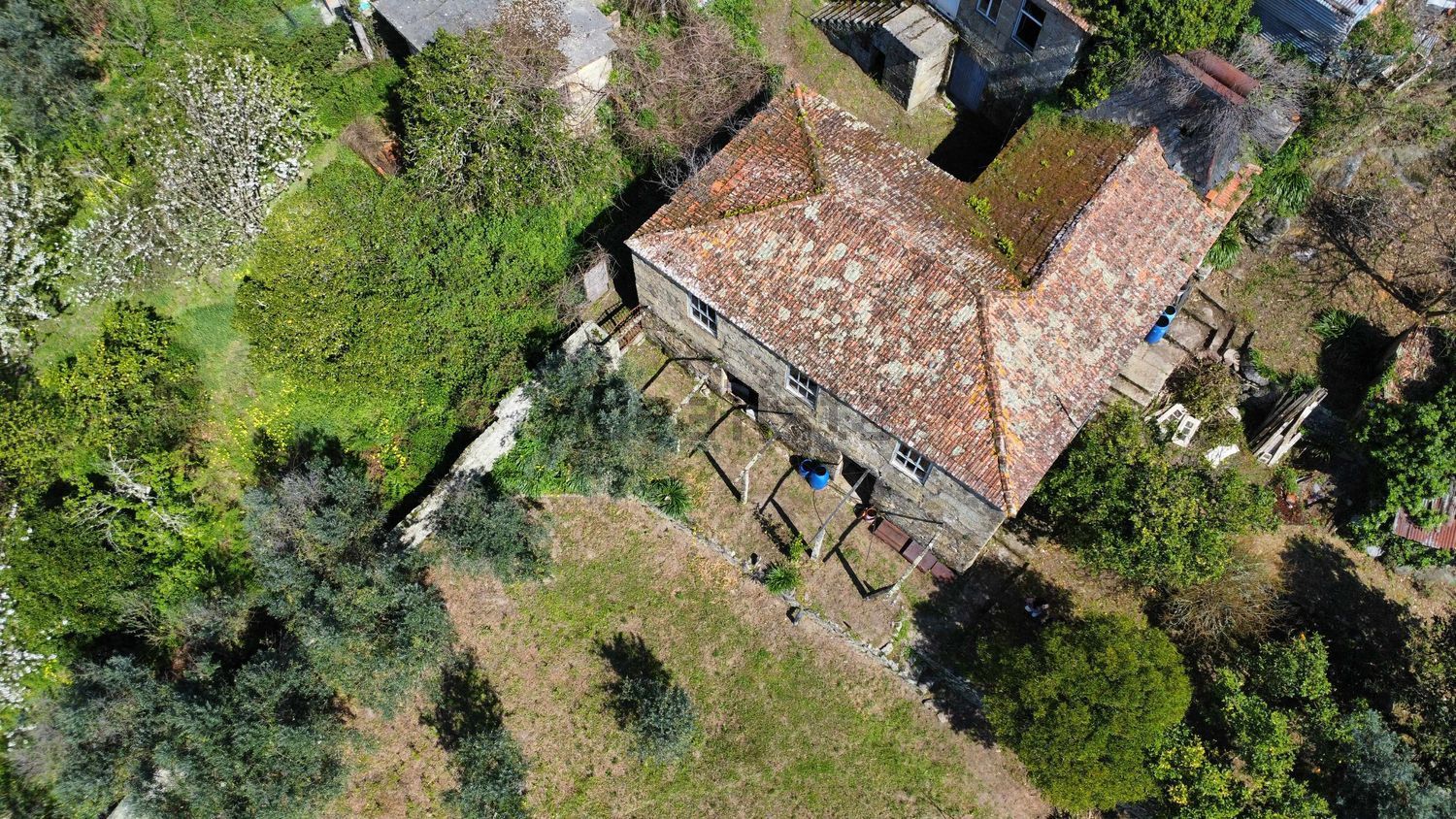 庄园出售在 Cimo de Vila, 4640 -220 - 照片