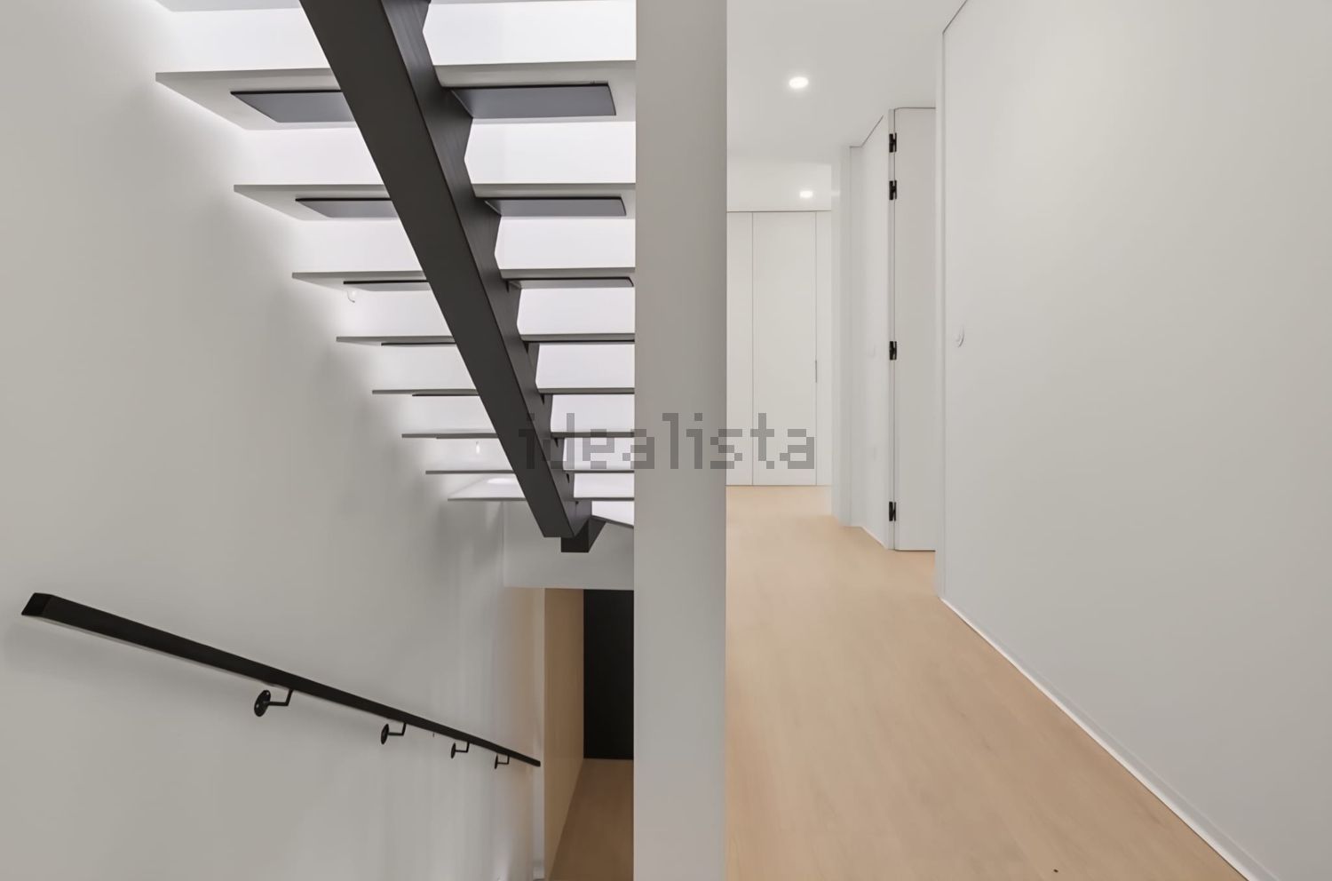 小楼房或独栋别墅出售在Travessa Tapadinha, 283 - 详情