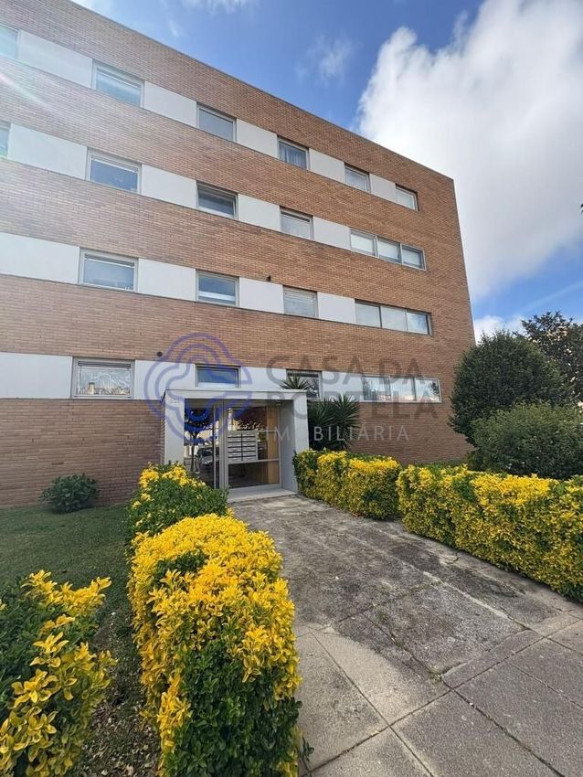 公寓 t3出售在Avenida Engenheiro Luís Azevedo Coutinho s/n