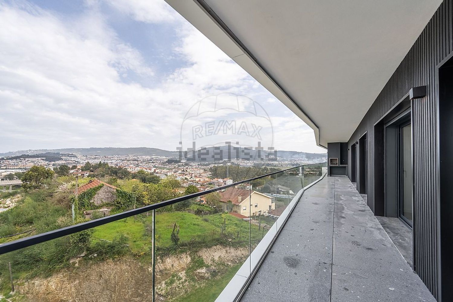 公寓 t3出售在Rua Nova de Celeirós - 阳台