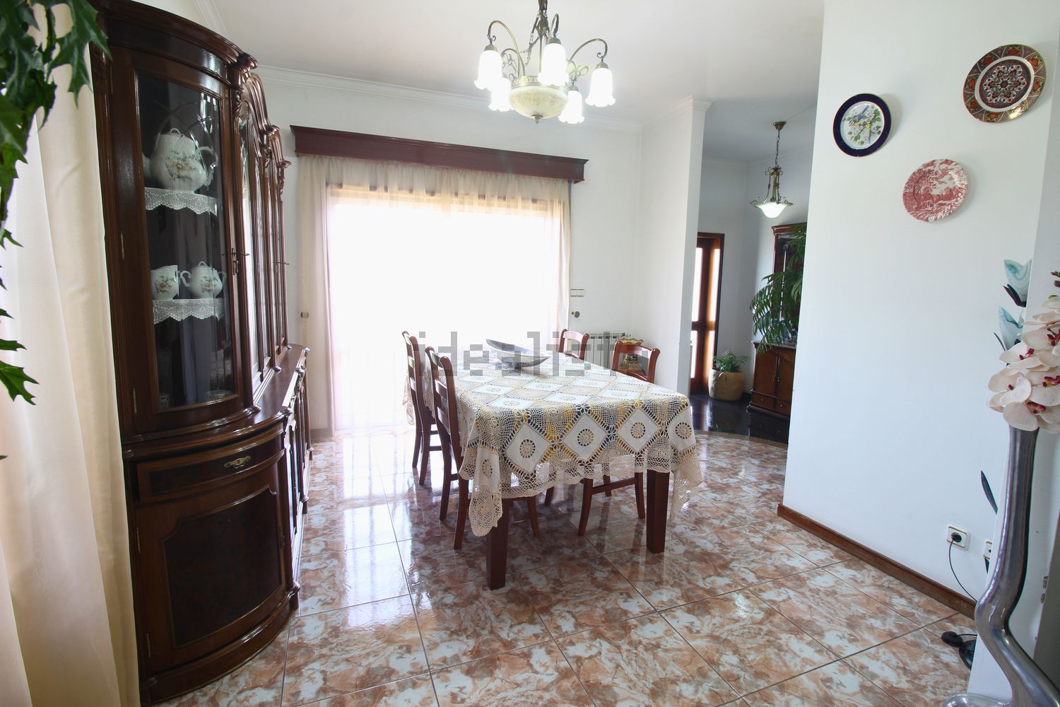 小楼房或独栋别墅出售在Rua de São Jorge - 餐厅