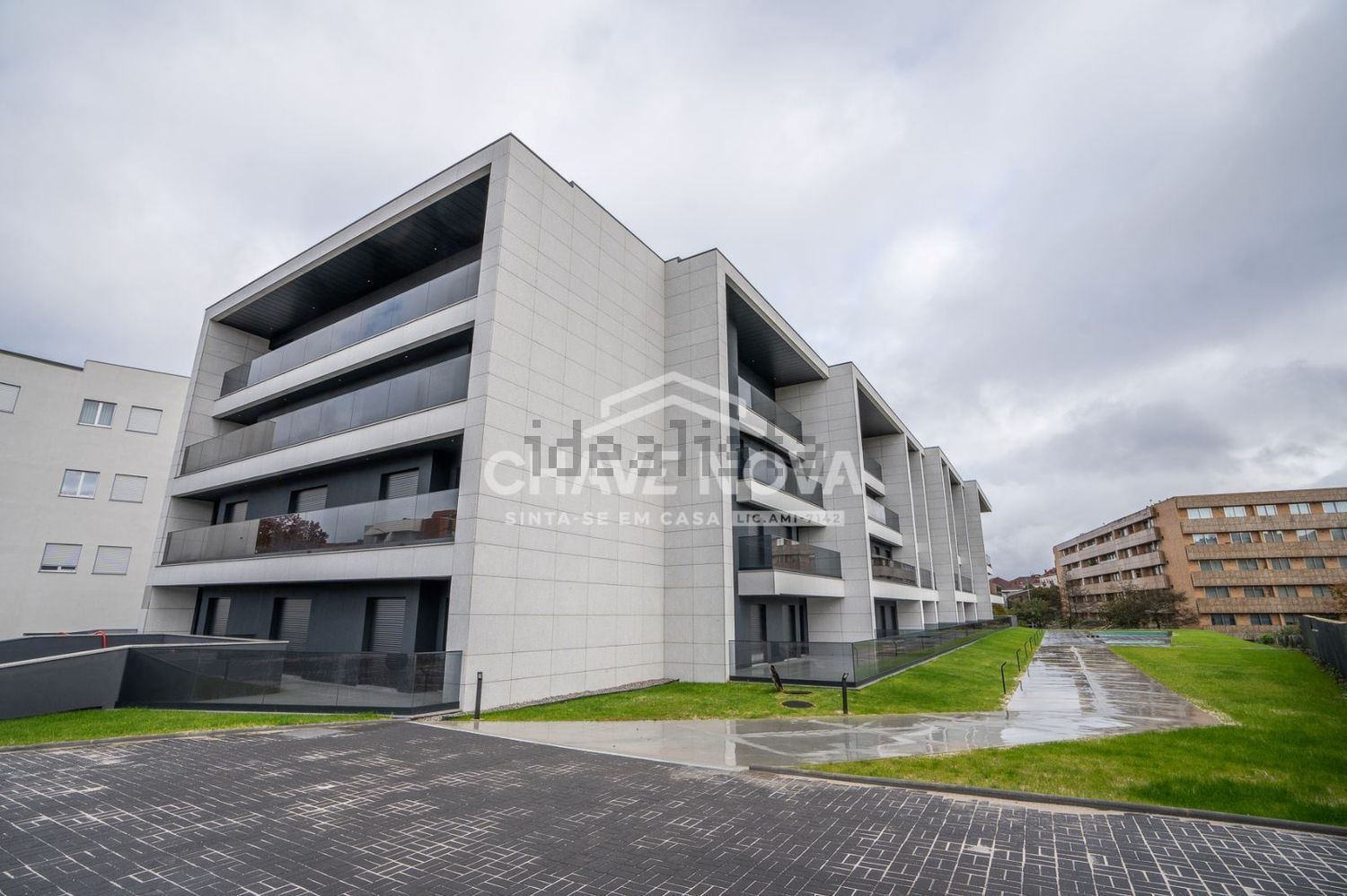 顶层公寓出售在Rua do Espinheiro - 外立面