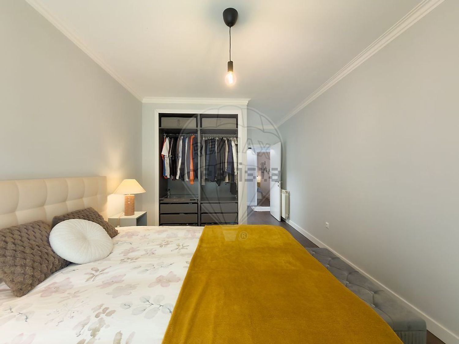 小楼房或独栋别墅出售在Rua de Varzielas, 343 - 卧室