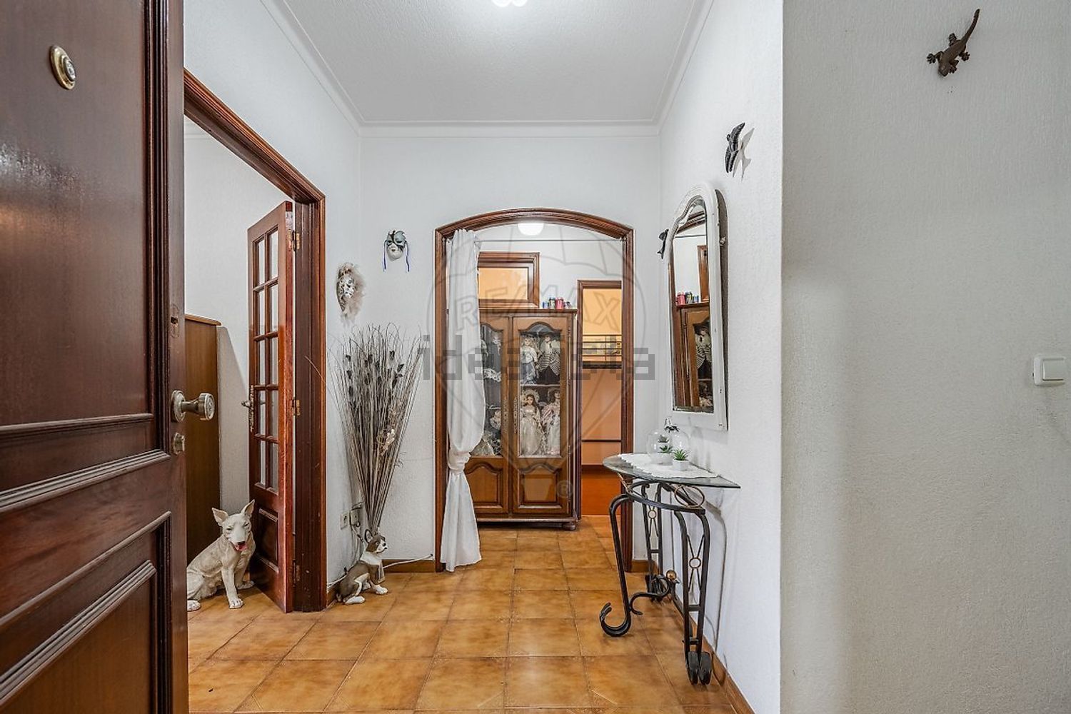 公寓 t4出售在Avenida da República - 过道