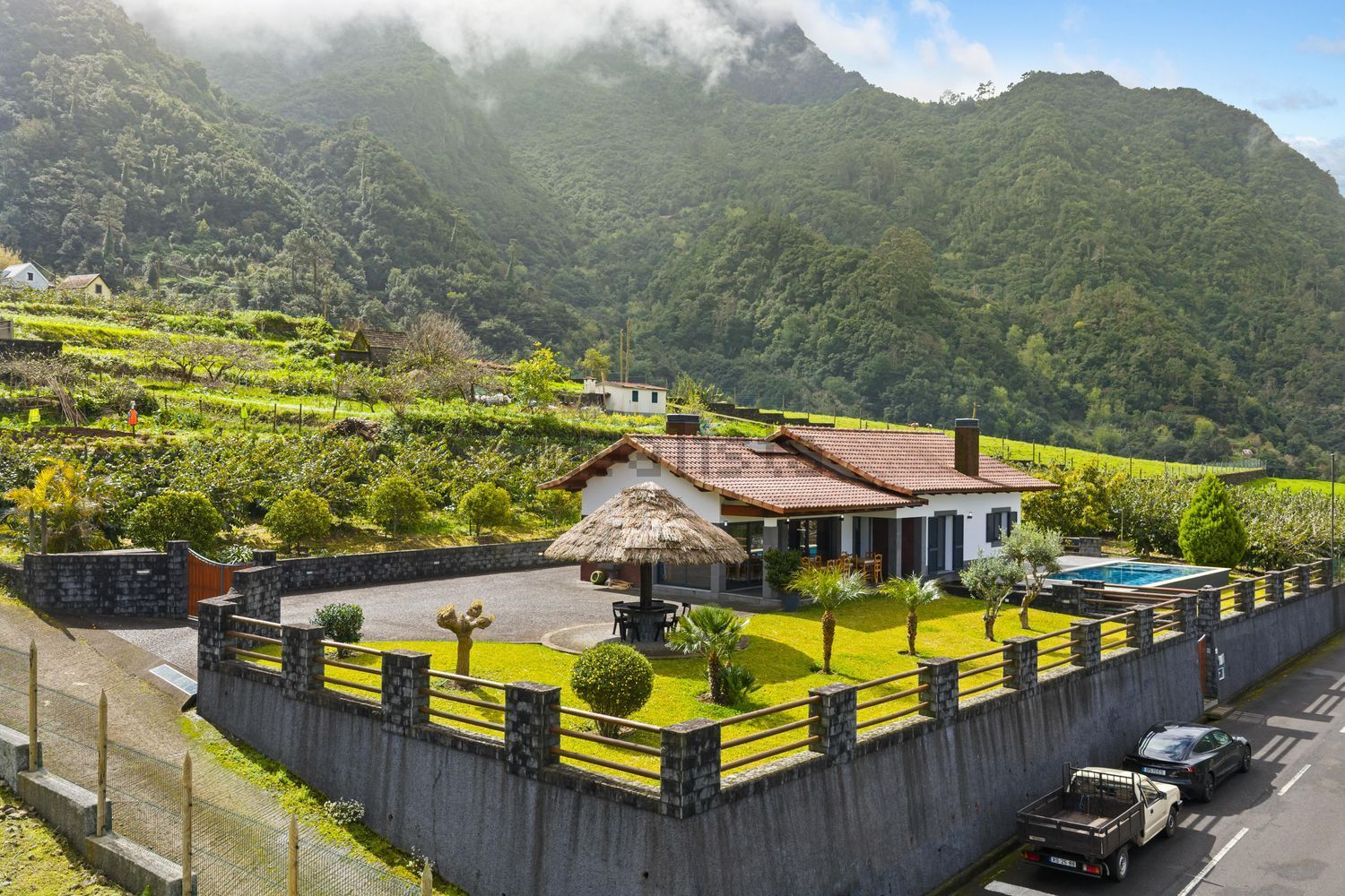 小楼房或独栋别墅出售在Caminho dos Lamaceiros, 12 - 照片