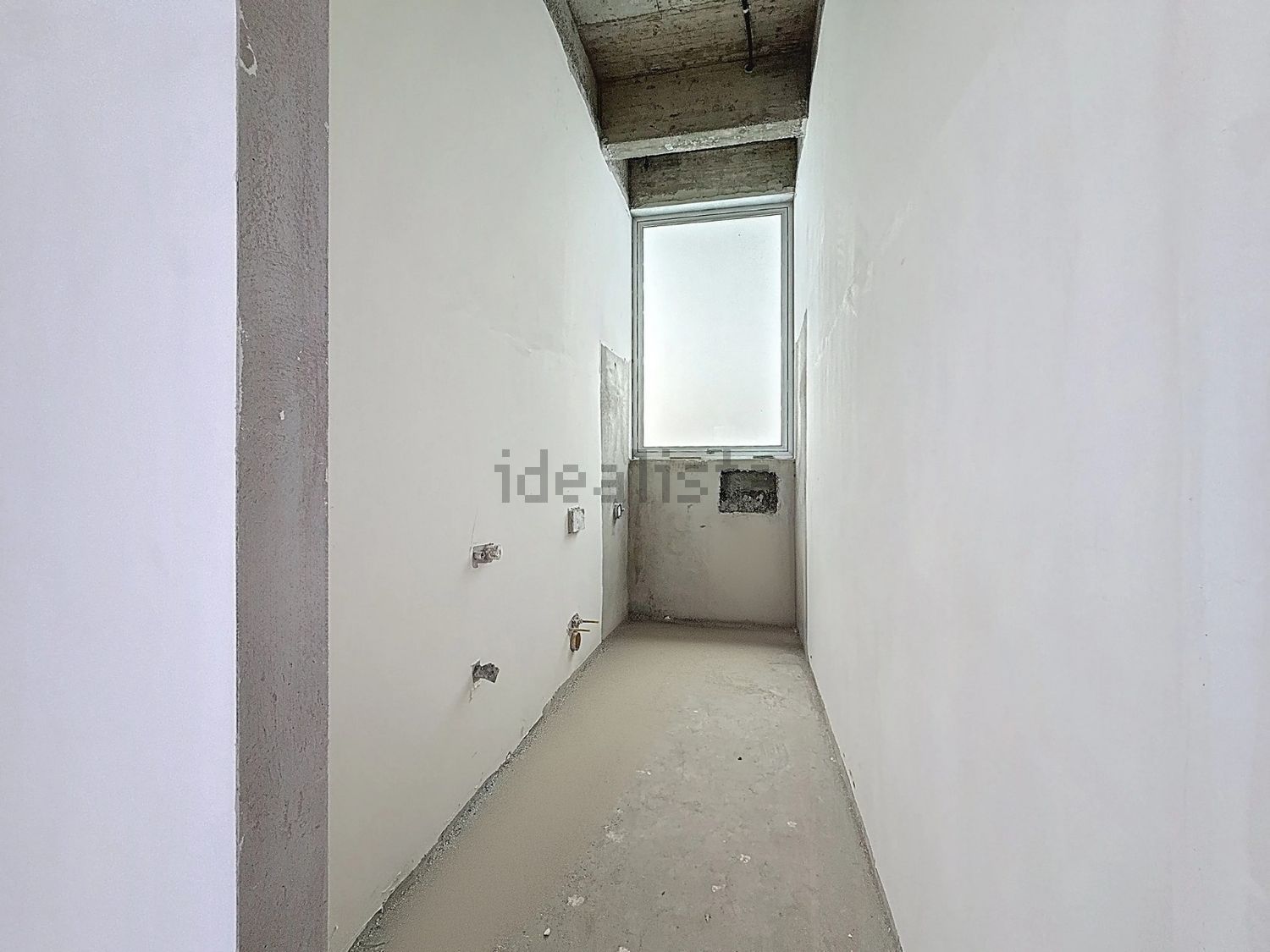 小楼房或独栋别墅出售在Avenida Dom Manuel I, 8 - 过道