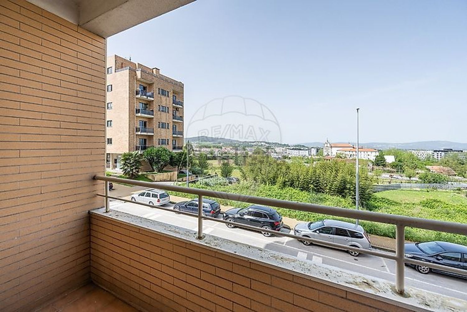 公寓 t2出售在Rua José da Cunha, 49 - 阳台