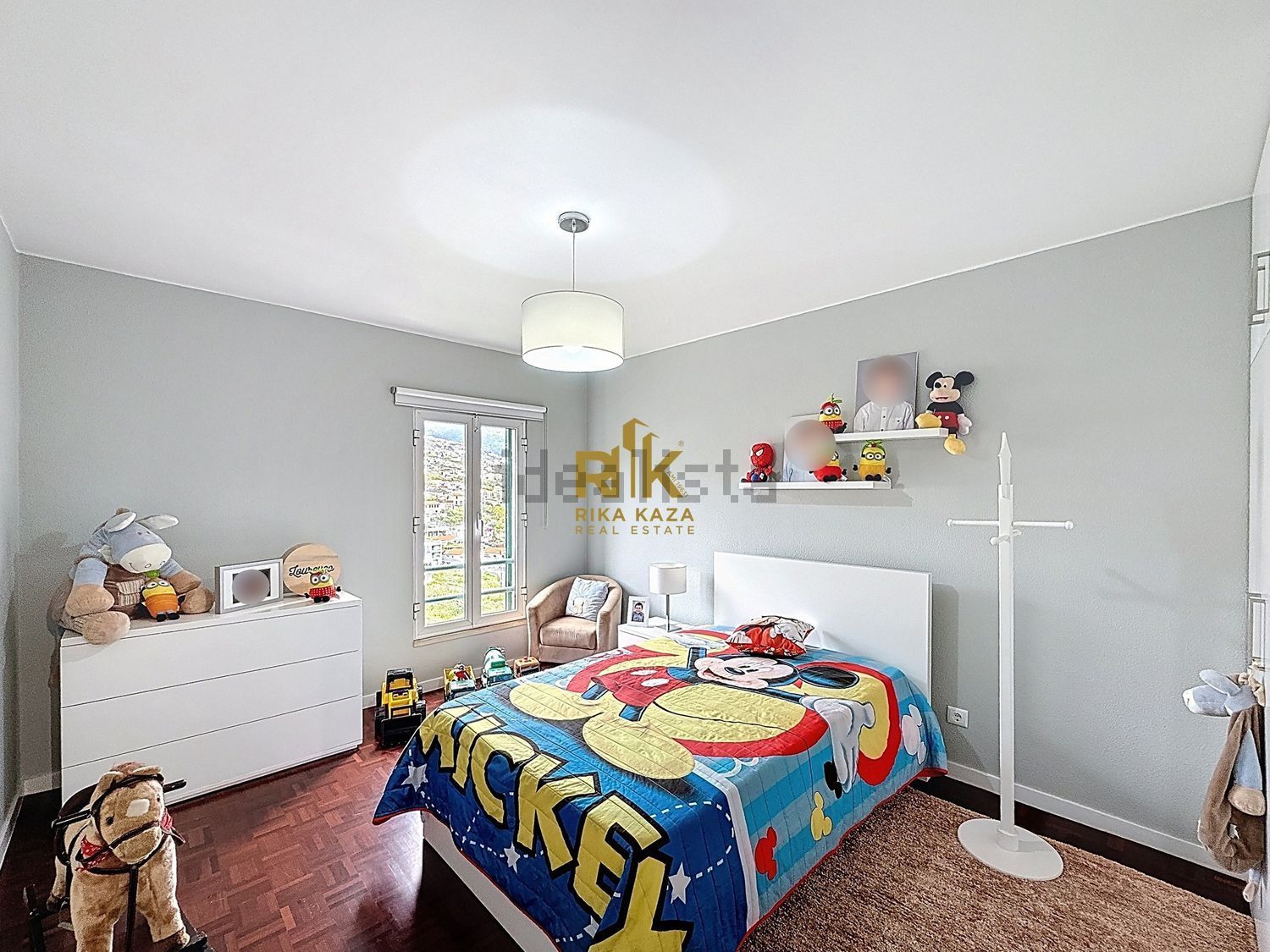 公寓 t4出售在Avenida da Madalena , Conjunto Habitacional Madalena , Bloco F2 s/n - 卧室
