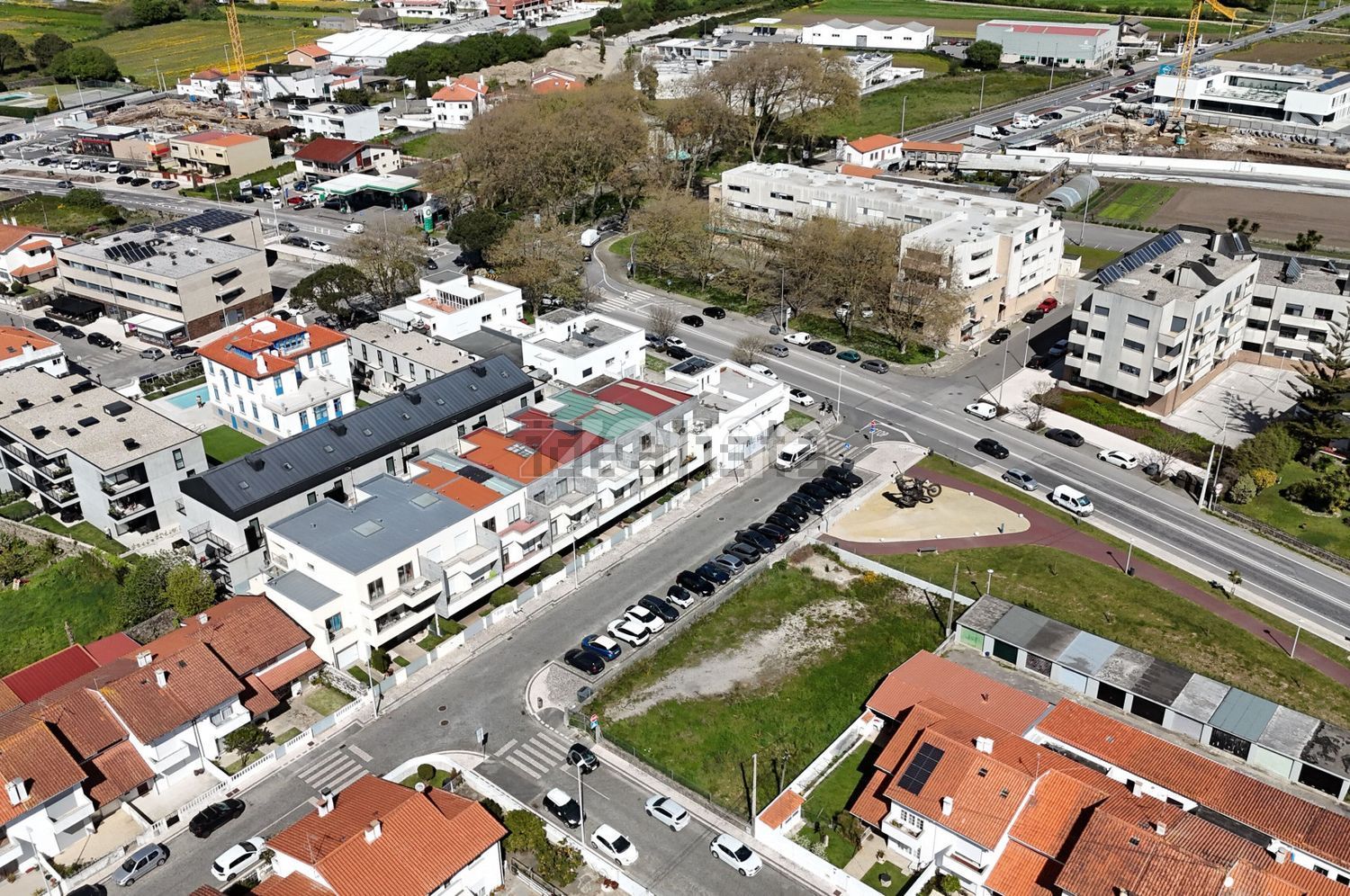小楼房或独栋别墅出售在Rua António Cruz, 1 - 视线