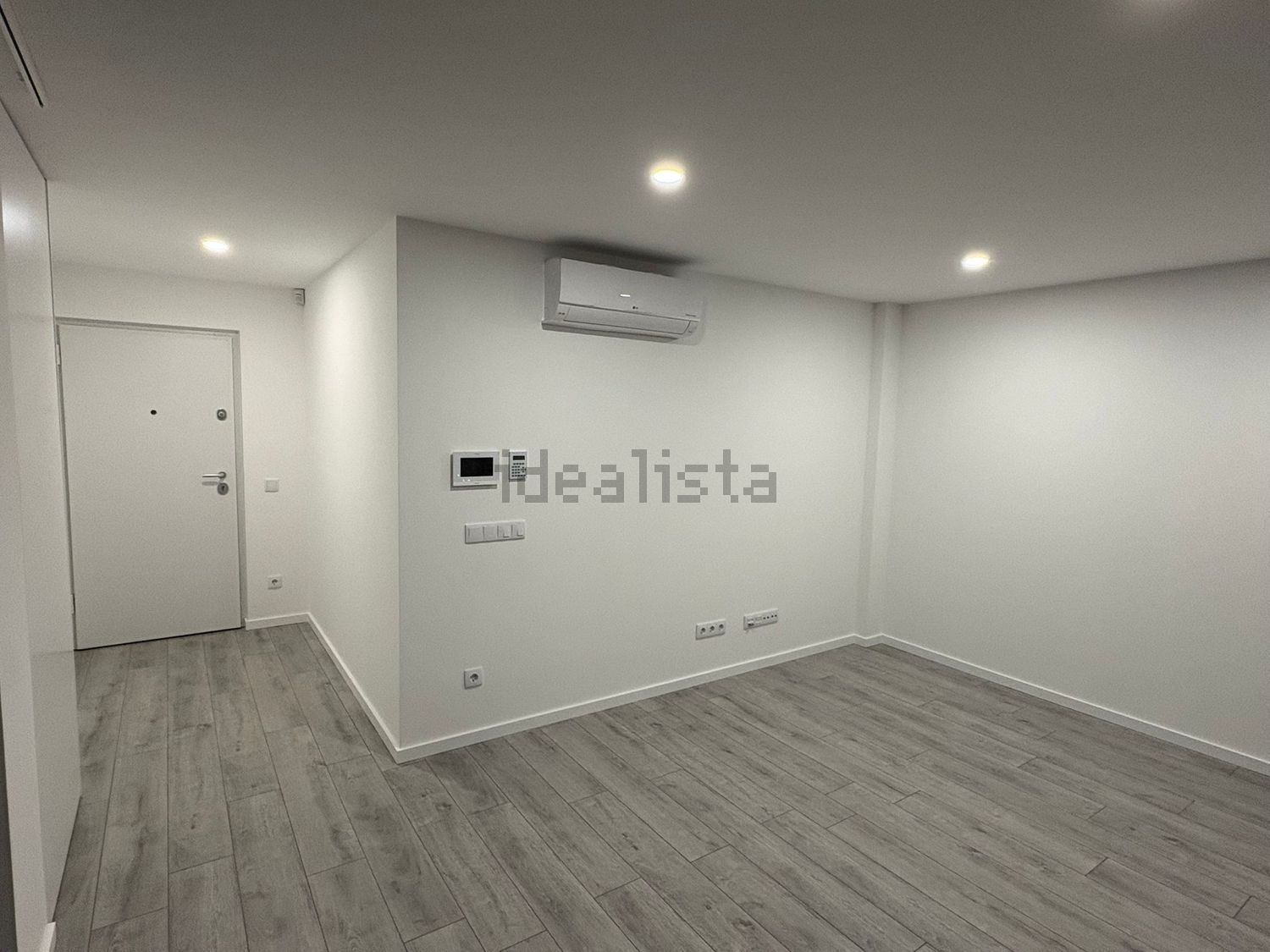 出租公寓 t2在Rua Nossa Senhora da Vitória, 1 - 客厅