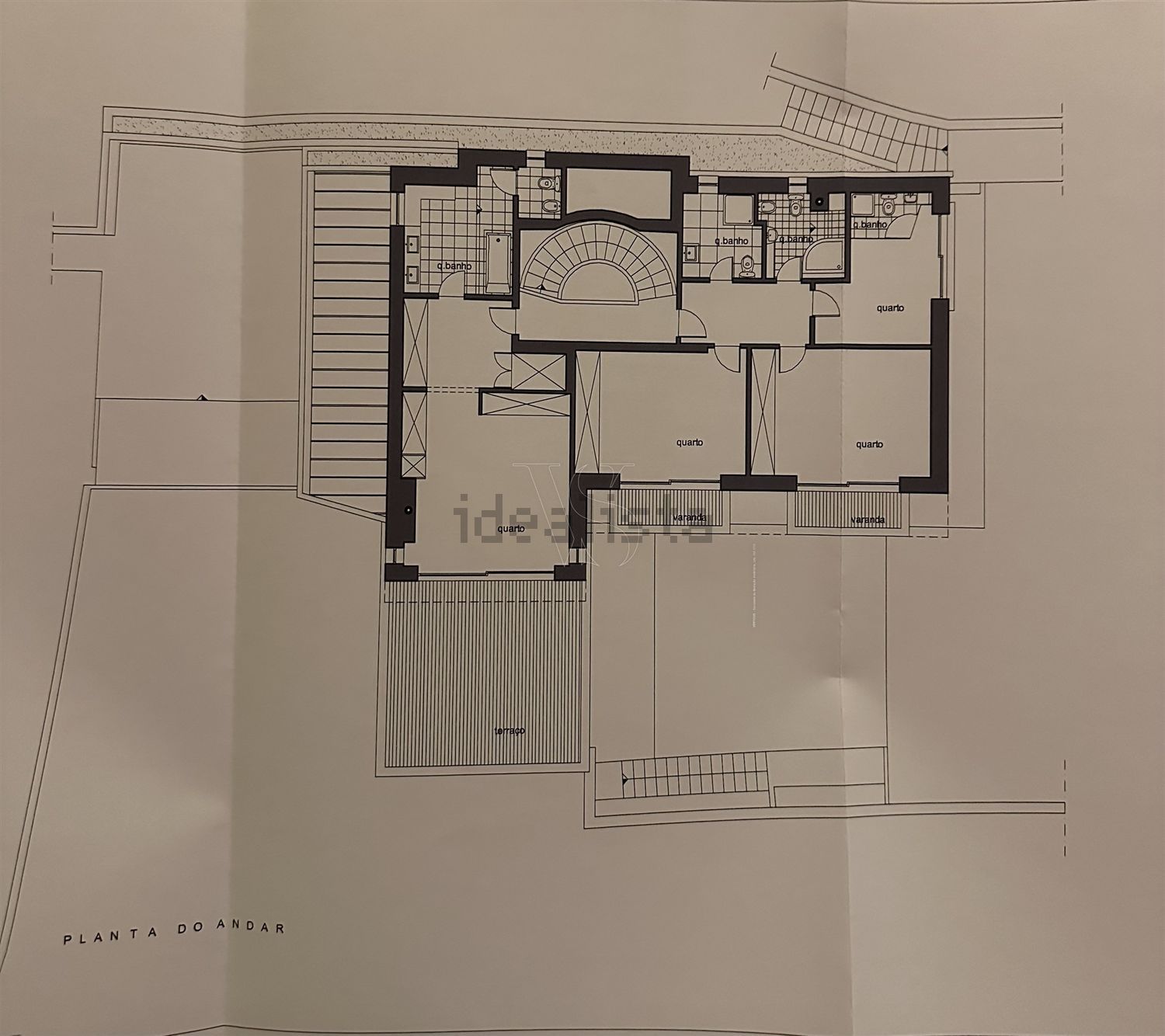 小楼房或独栋别墅出售在Rua Cavada, 250 - 平面图