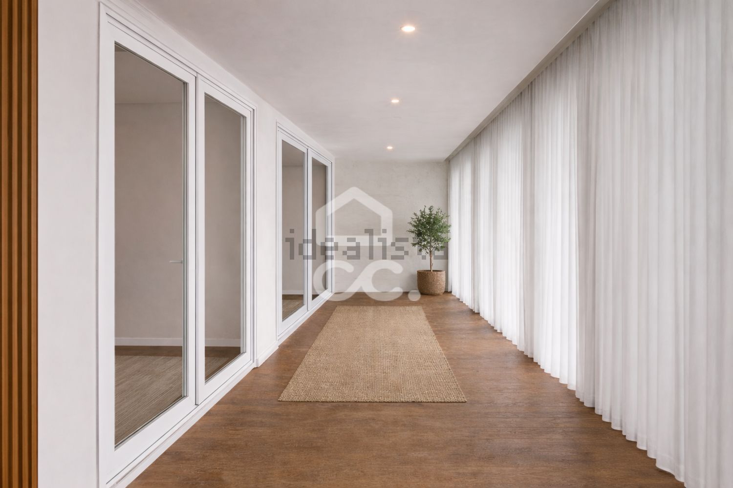 公寓 t4出售在Rua Doutor Joaquim Nogueira dos Santos, 859 - 过道