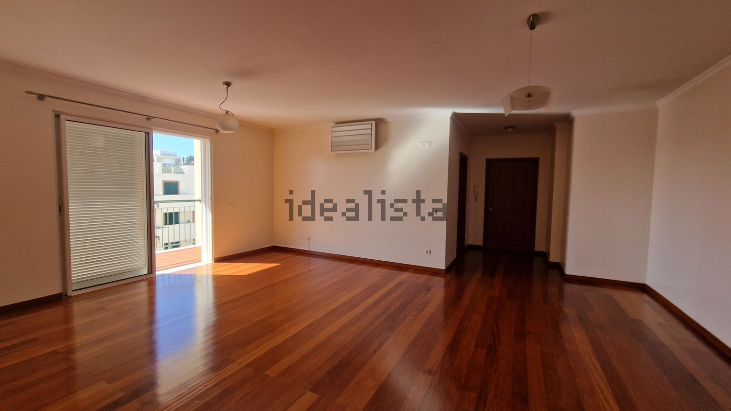 出租公寓 t2在Avenida da Madalena, 85 - 客厅