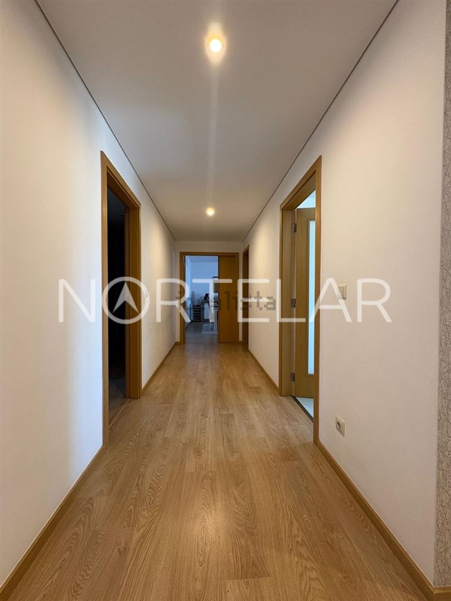 公寓 t3出售在Rua Dom Pedro V, 595 - 过道
