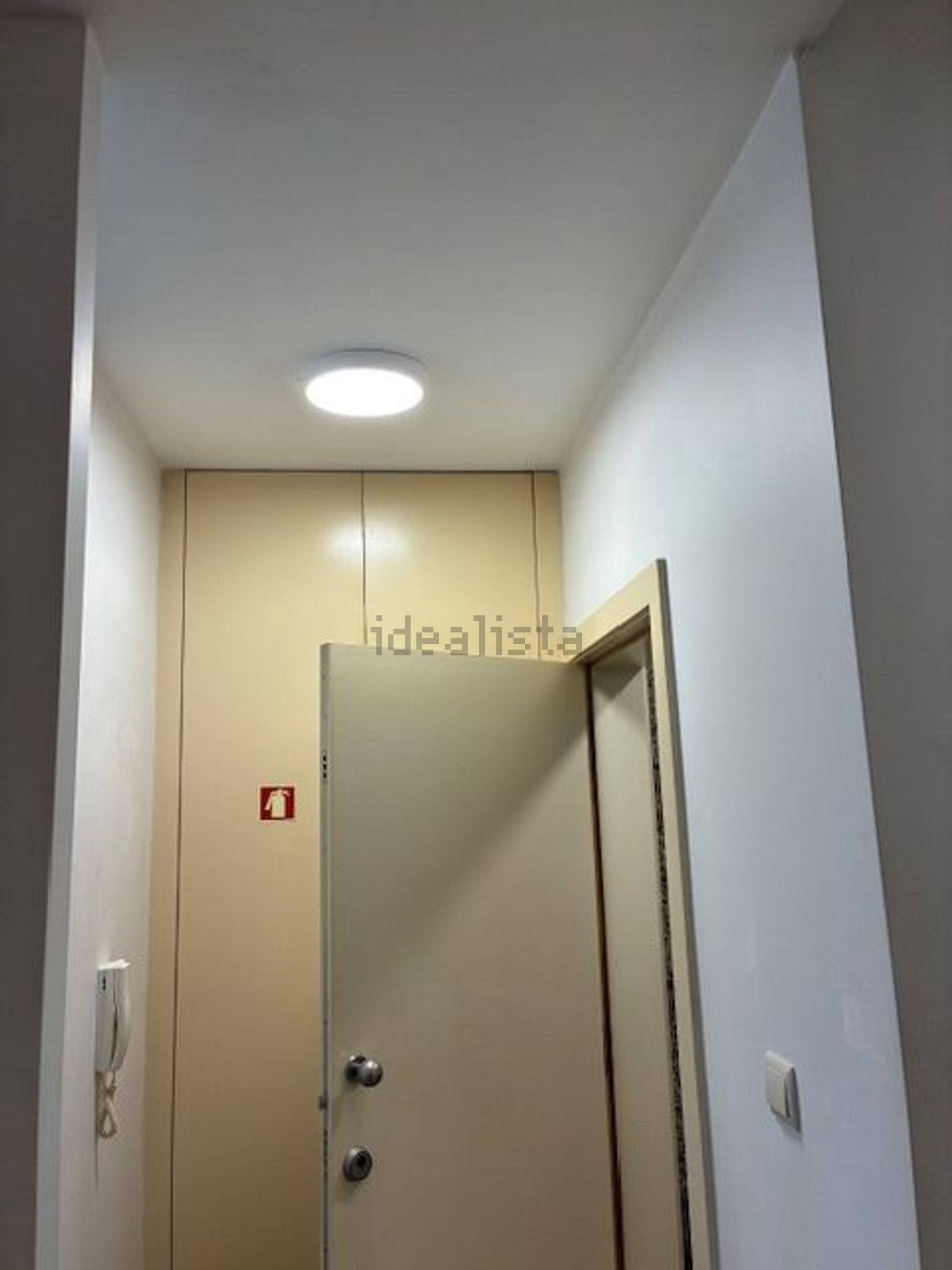 出租公寓 t2在Rua Egas Moniz, 83 NAAndar - 前厅