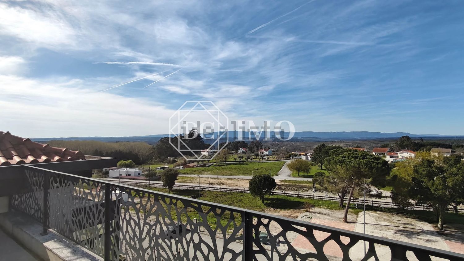 复式公寓出售在Avenida do Município s/n - 露台