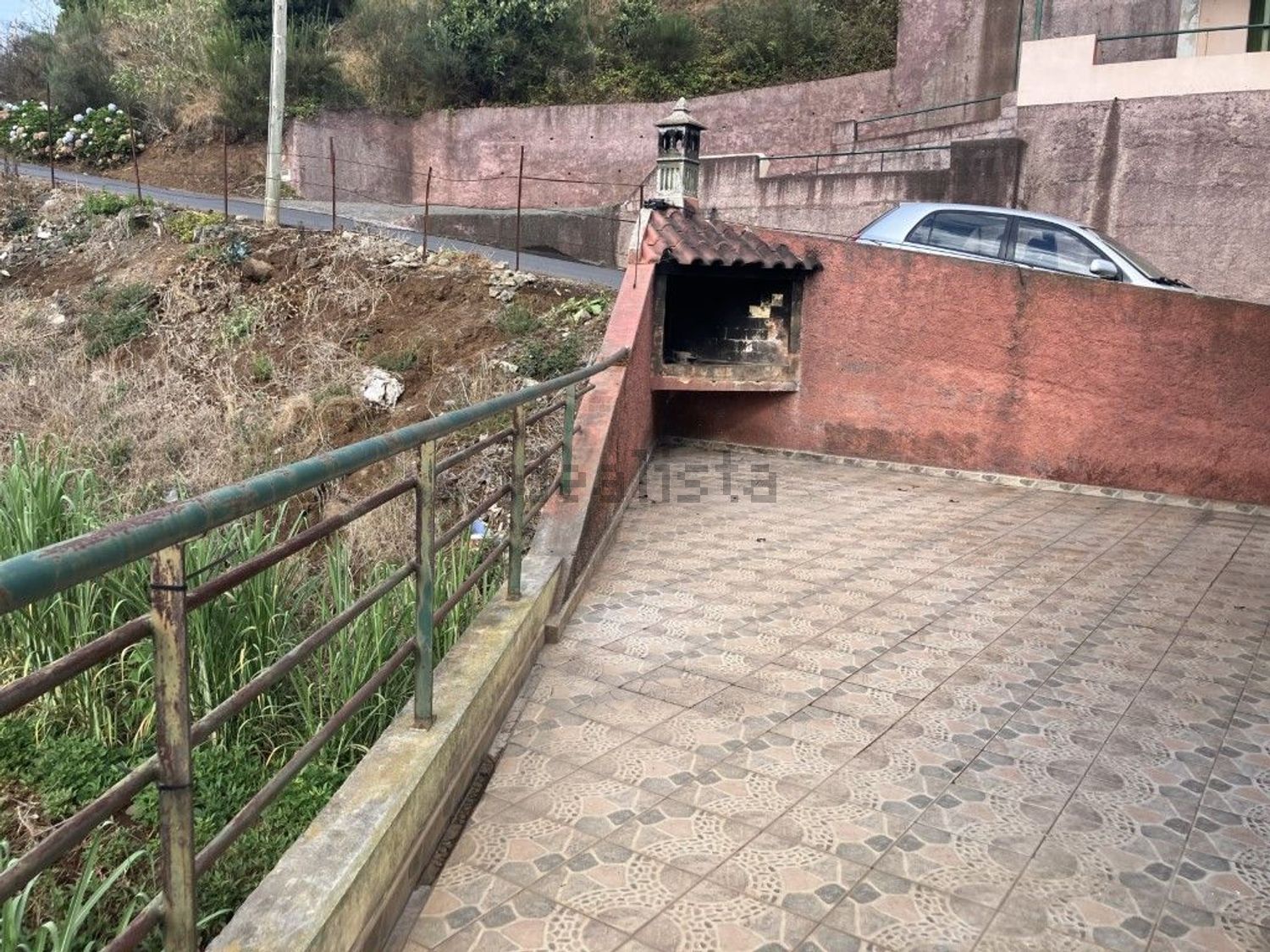 小楼房或独栋别墅出售在Estrada do Livramento - Levada do Poiso - 阳台