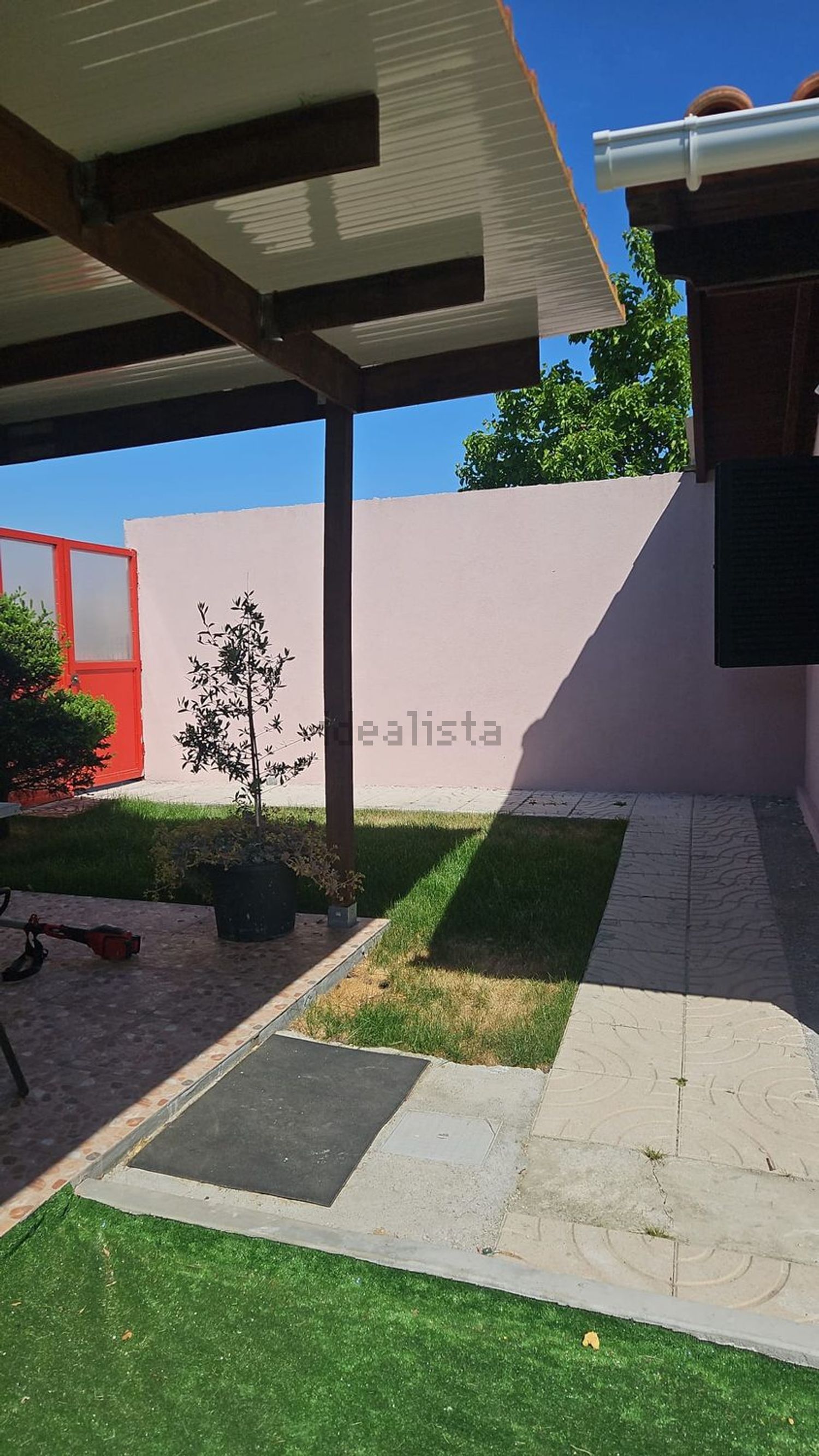 小楼房或独栋别墅出售在Ribeirão - 花园