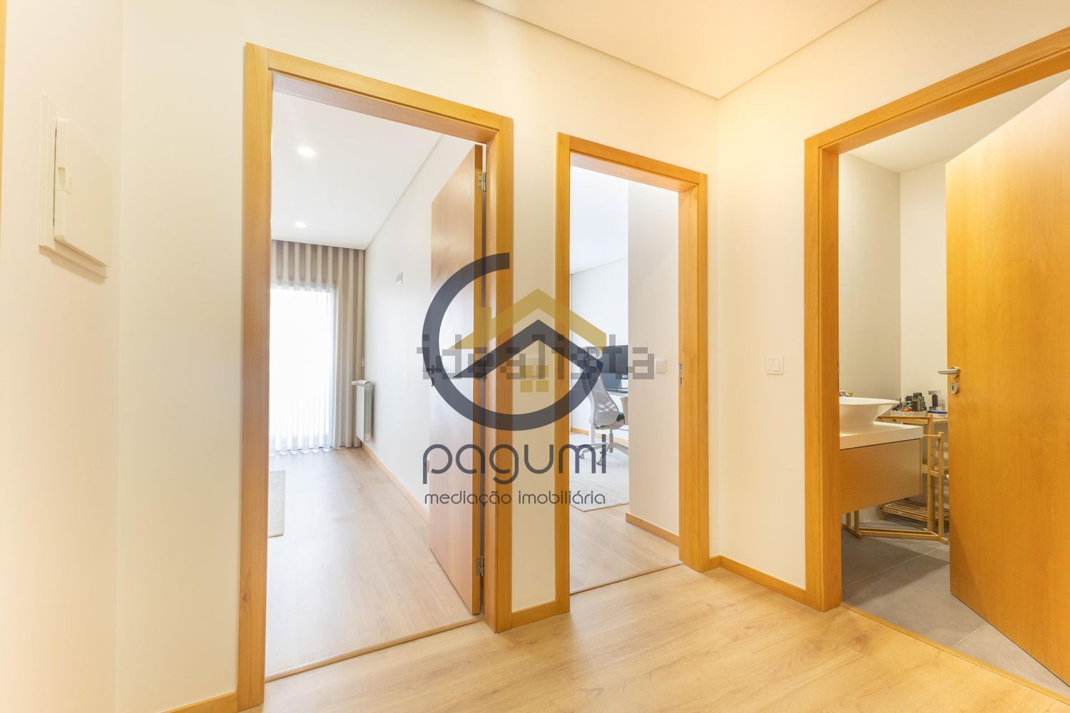 复式公寓出售在Rua Conde Ferreira - 过道