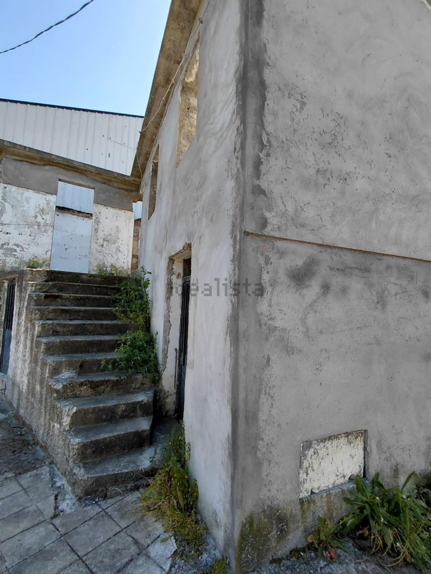 联排别墅出售在Rua do Montezelo s/n - 外立面