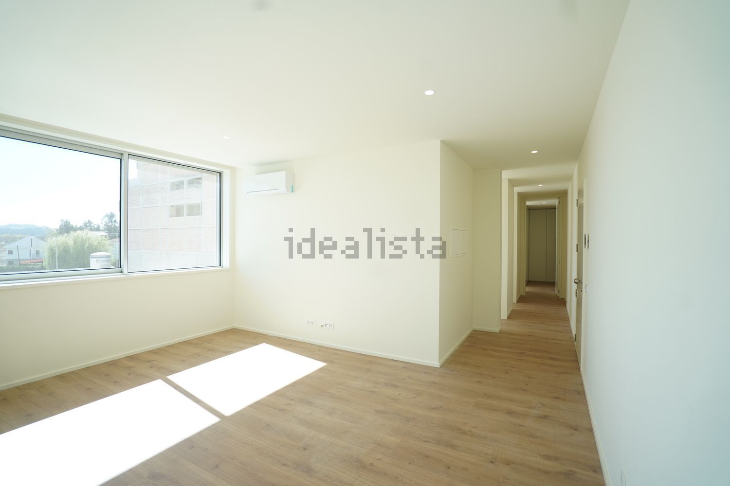 公寓 t3出售在Avenida Doutor Leonardo Coimbra, 99 - 居住